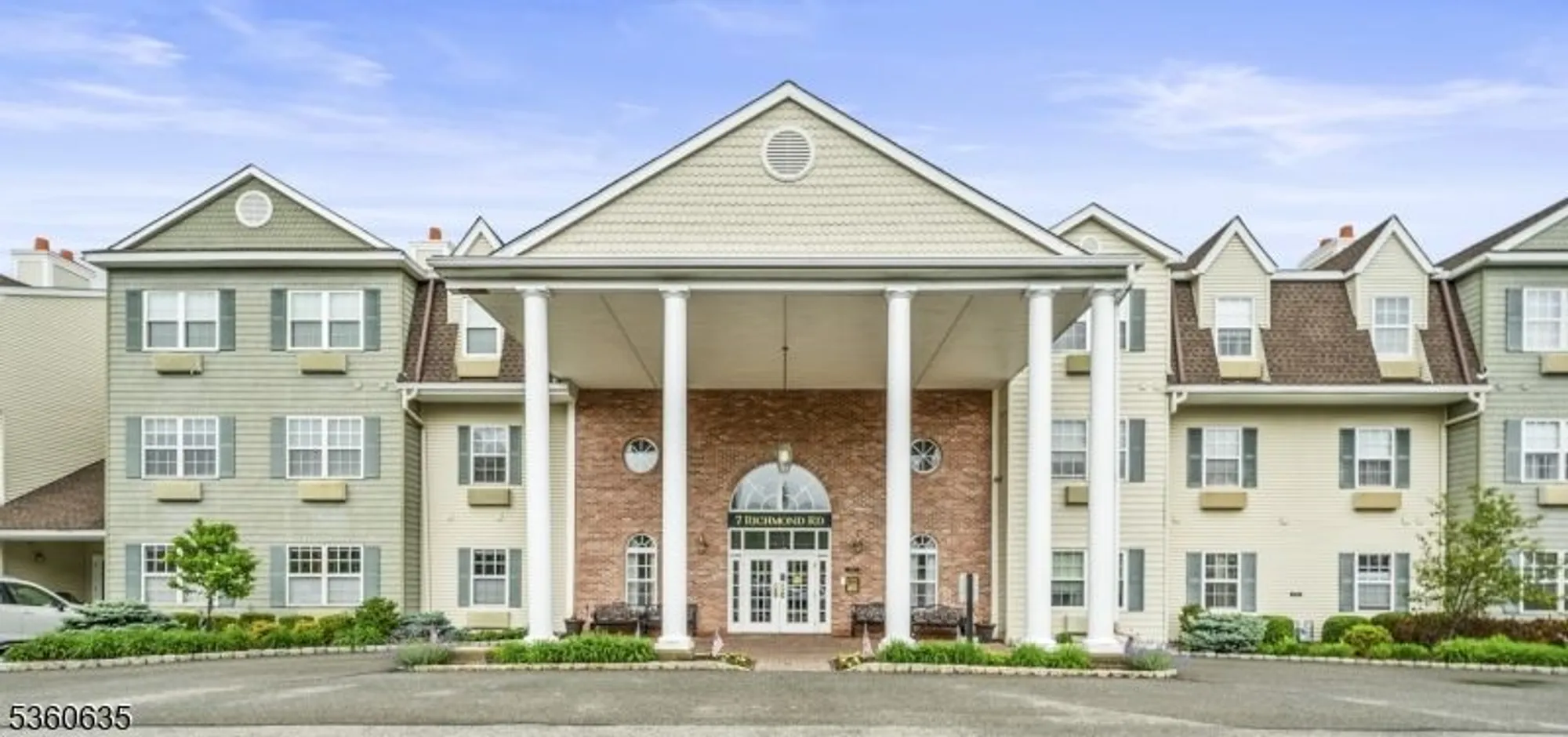 Property Slideshow image 1 of 19 | 7417 richmond rd # 417, West Milford, NJ, 07480