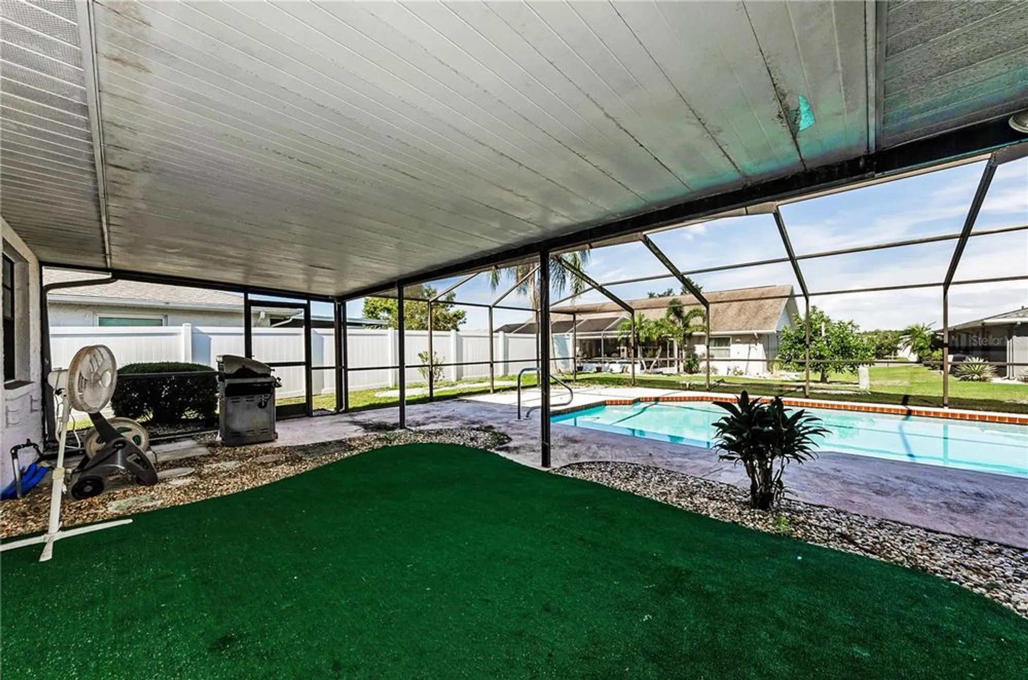 Property Slideshow image 25 of 65 | 675 fort duquesna dr, Sun City Center, FL, 33573