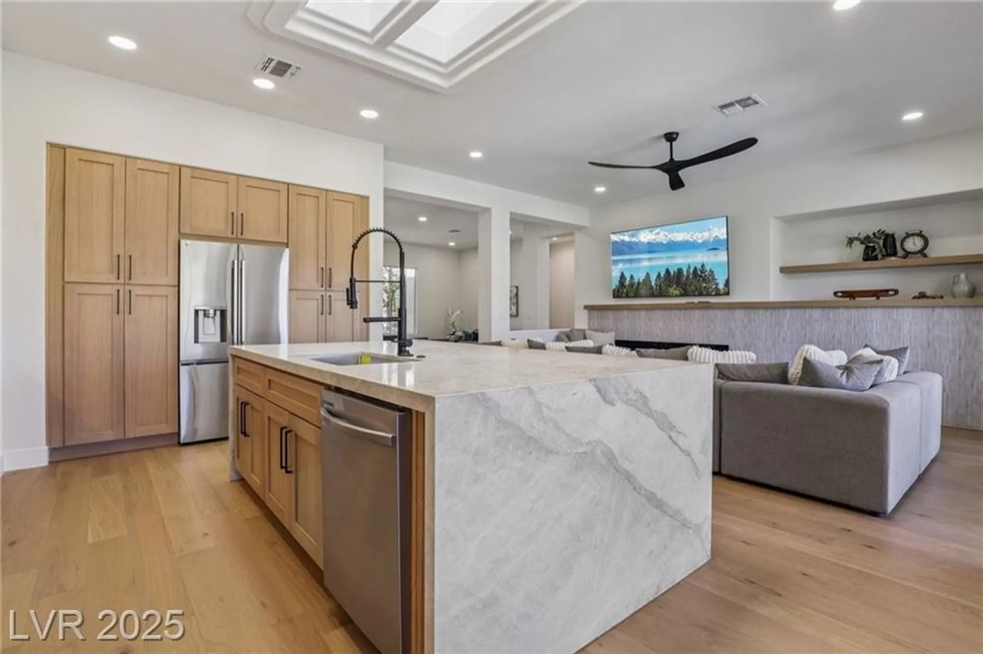 Property Slideshow image 25 of 82 | 2386 hardin ridge dr, Henderson, NV, 89052