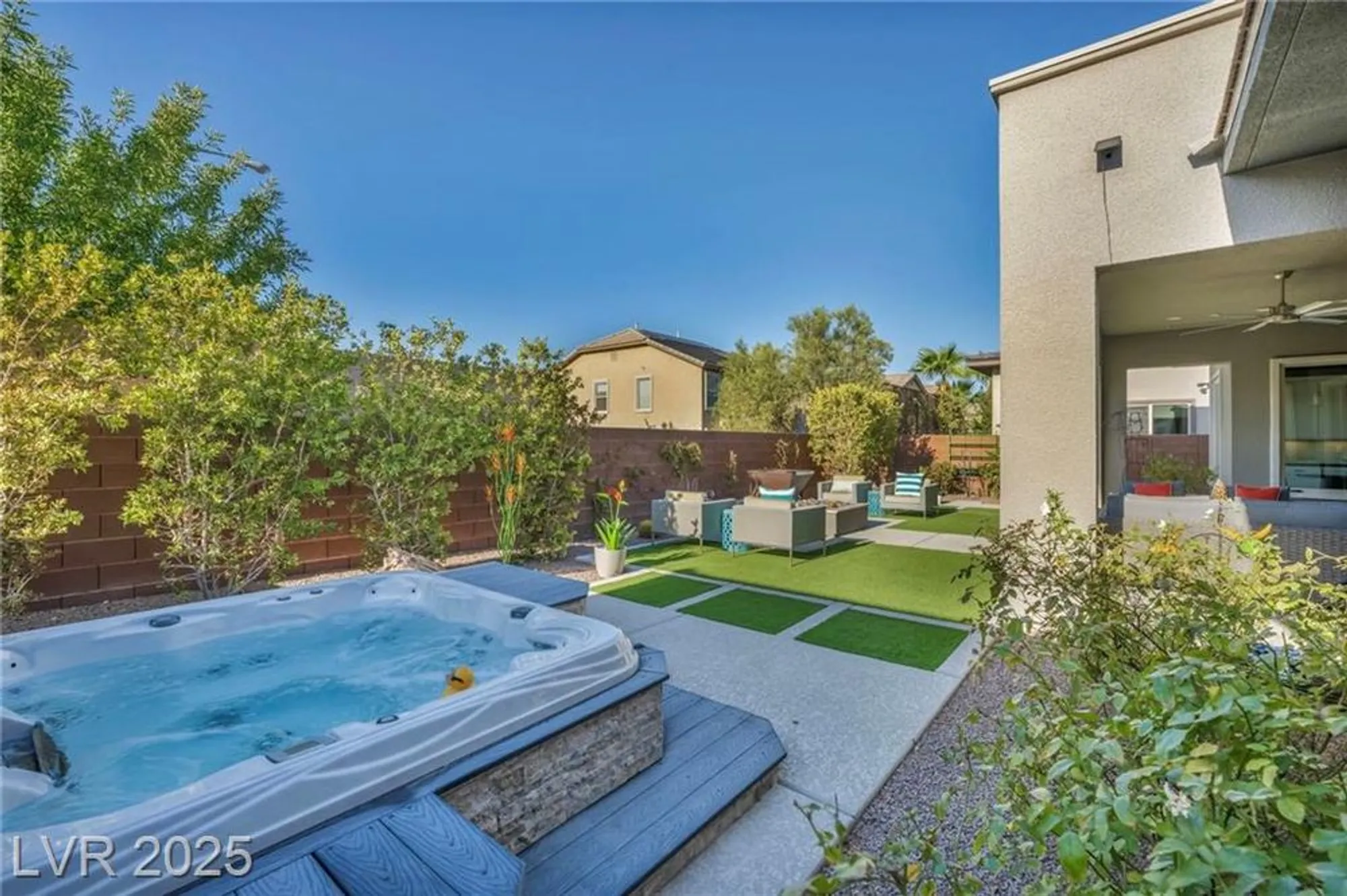 Property Slideshow image 42 of 87 | 9988 regency square ave, Las Vegas, NV, 89148