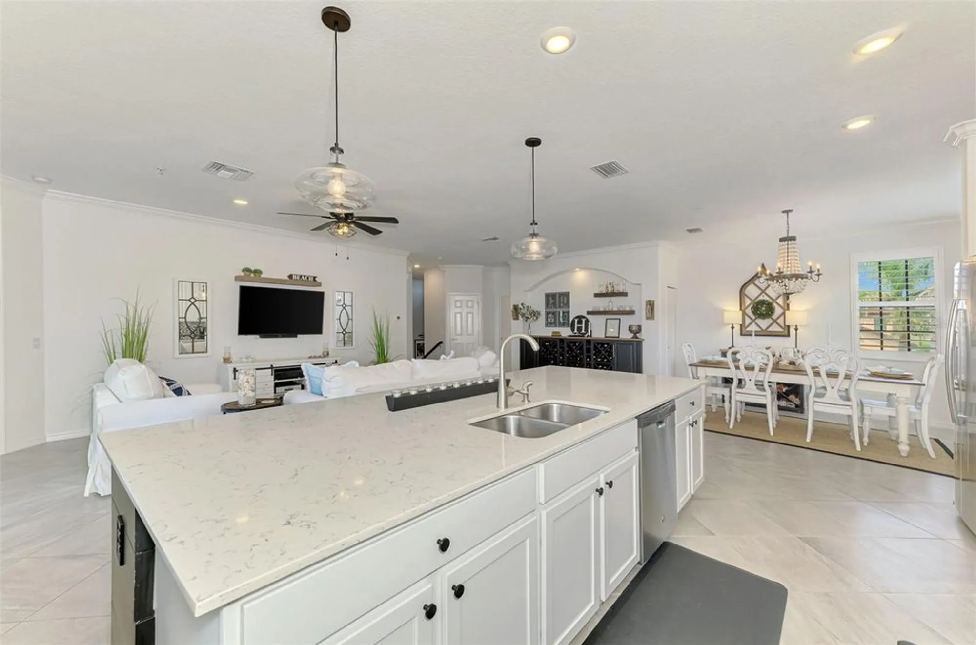 Property Slideshow image 26 of 98 | 10797 tarflower dr unit 201, Venice, FL, 34293