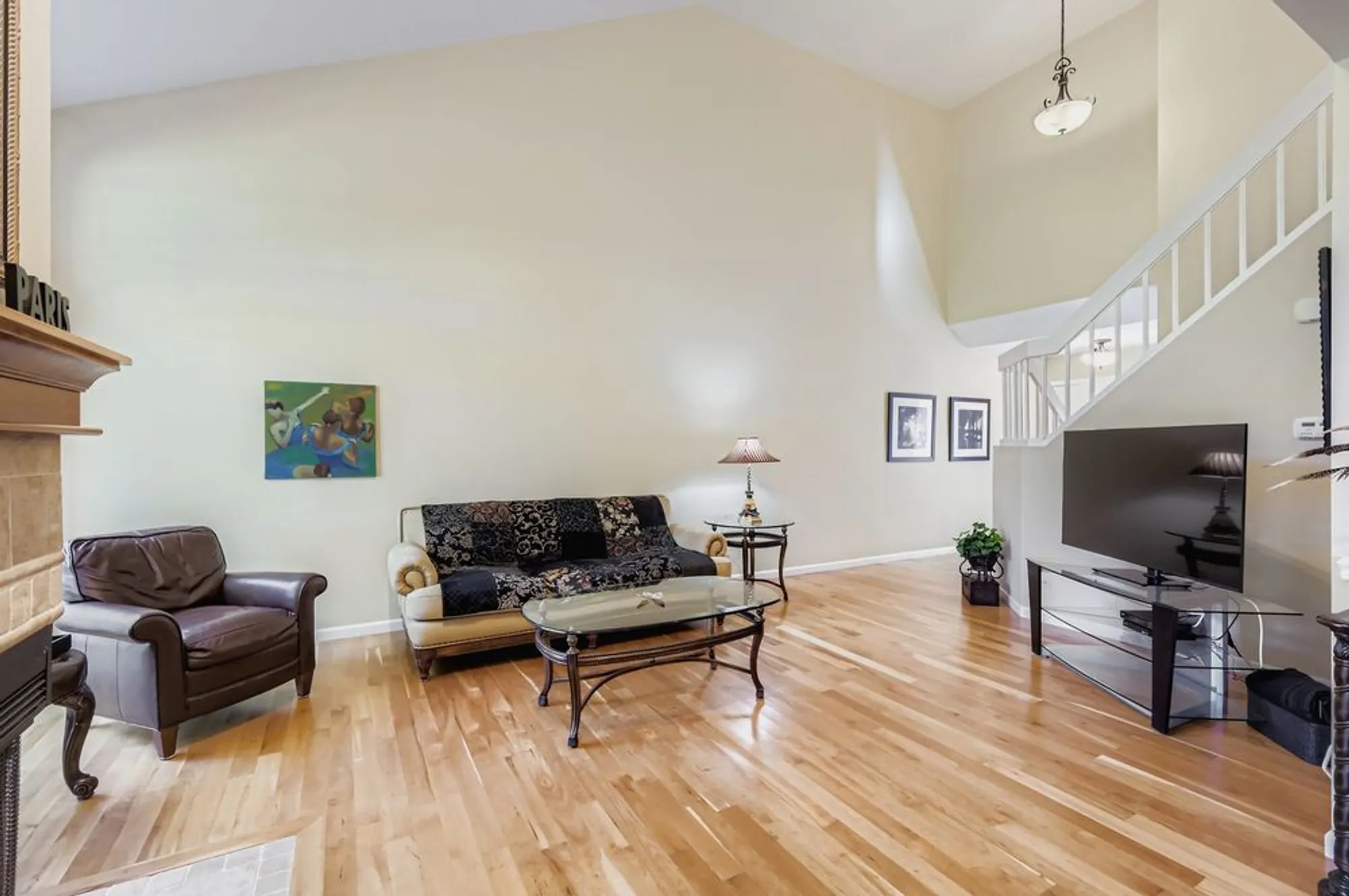 Property Slideshow image 8 of 53 | 668 shoreline rd, Lake Barrington, IL, 60010