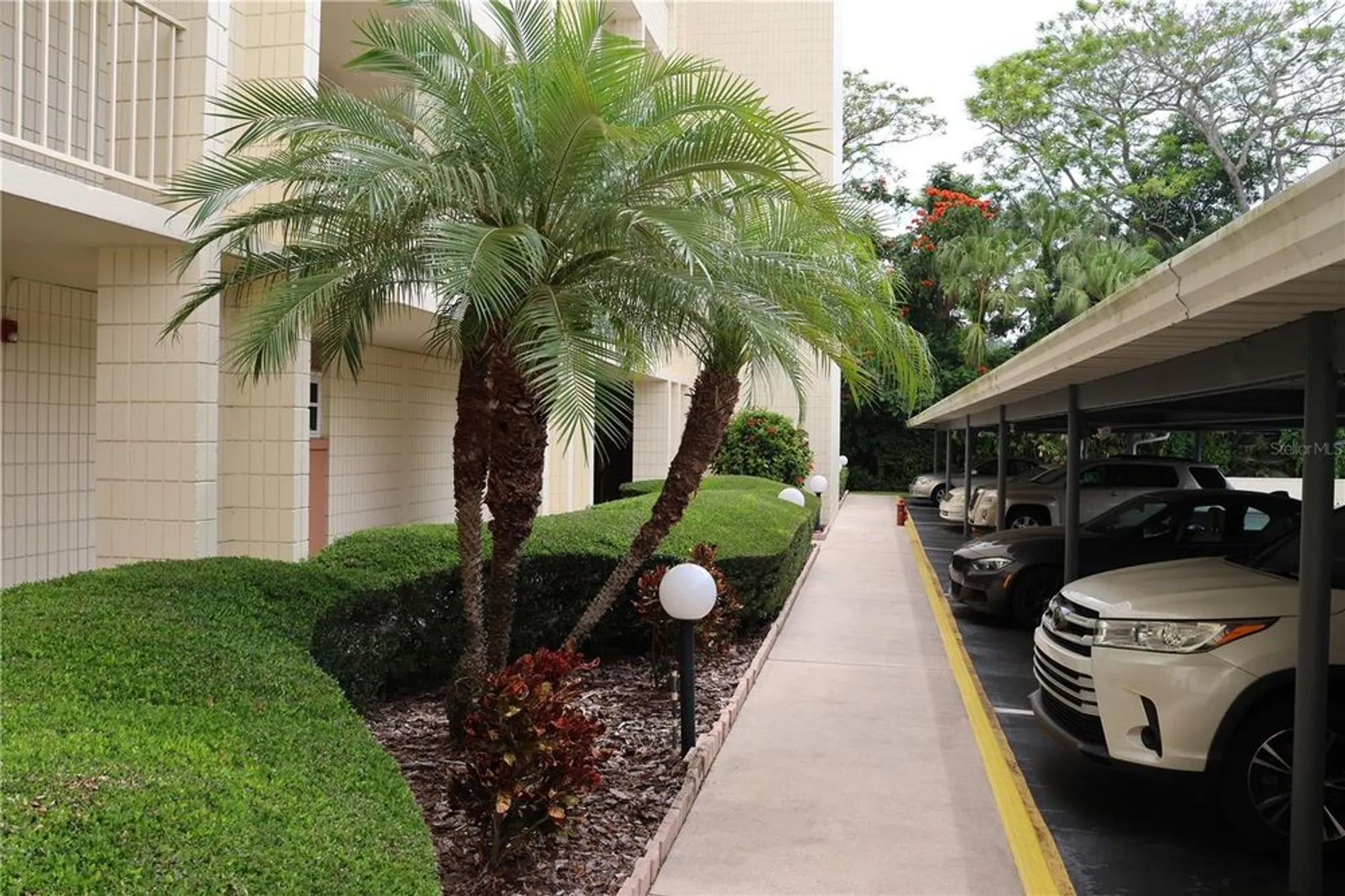 Property Slideshow image 38 of 44 | 700 mirror ter 303, Winter Haven, FL, 33881