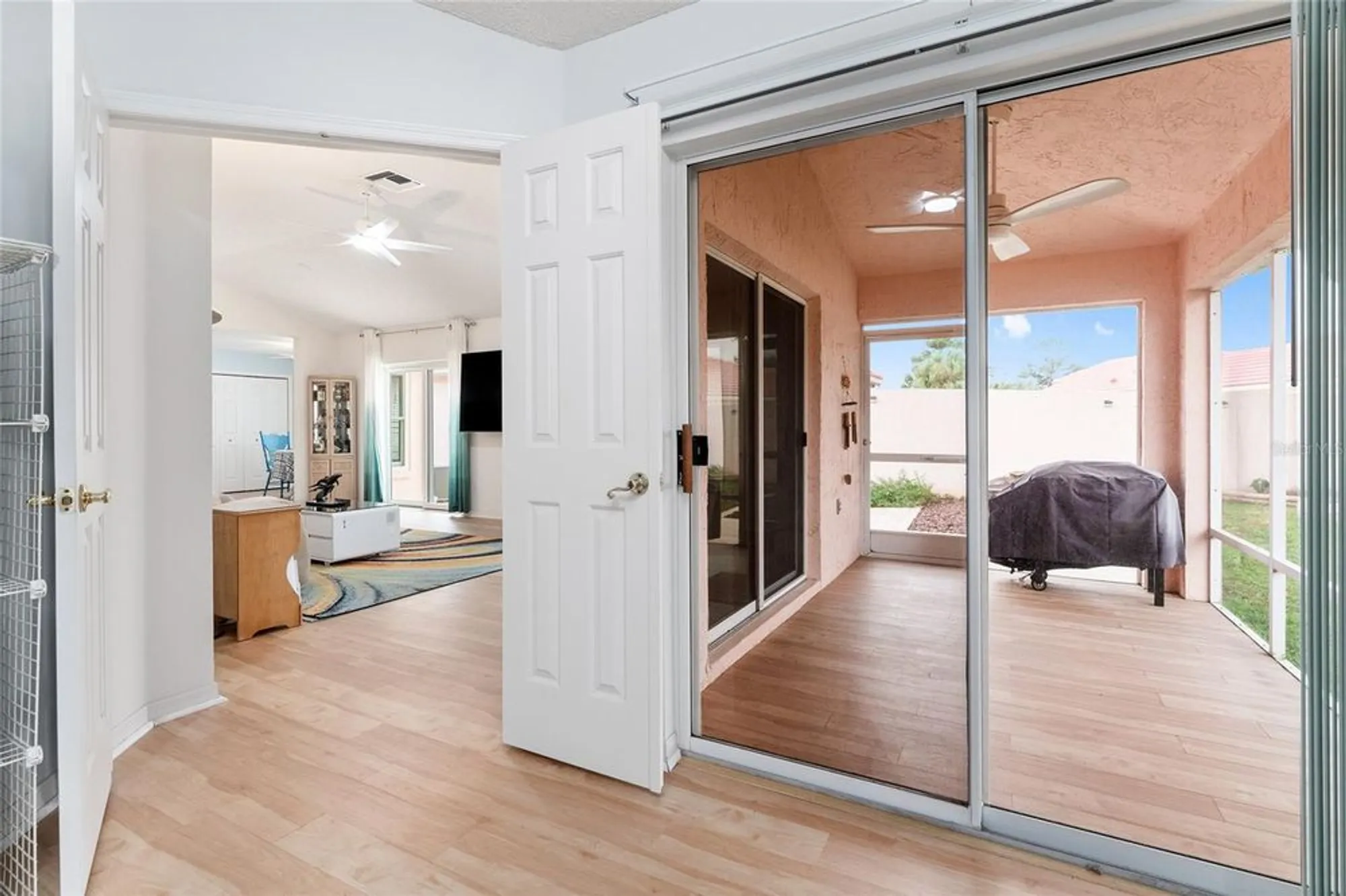 Property Slideshow image 37 of 65 | 906 santa anna ln, The Villages, FL, 32159