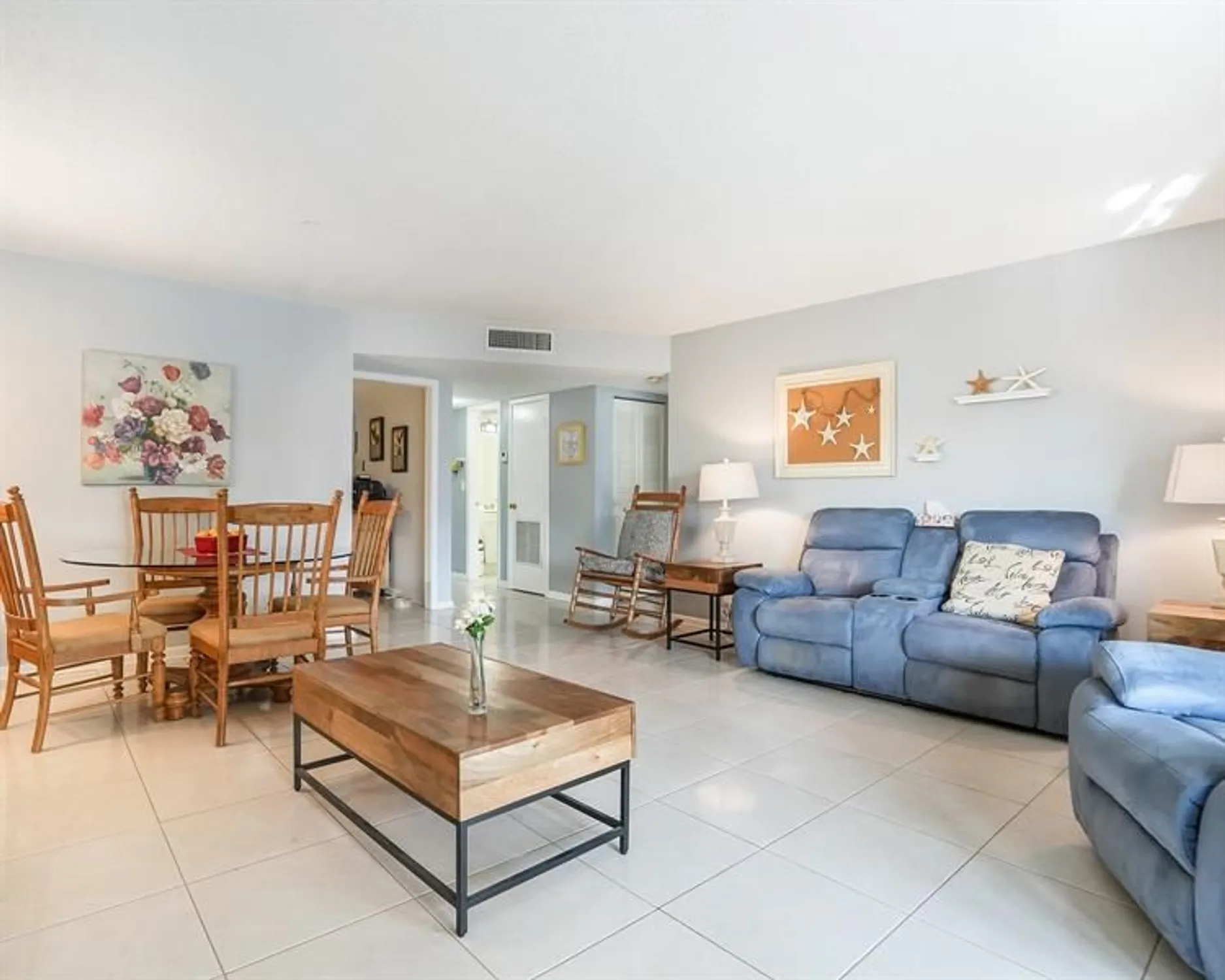 Property Slideshow image 4 of 22 | 4750 nw 22nd ct 204, Lauderhill, FL, 33313