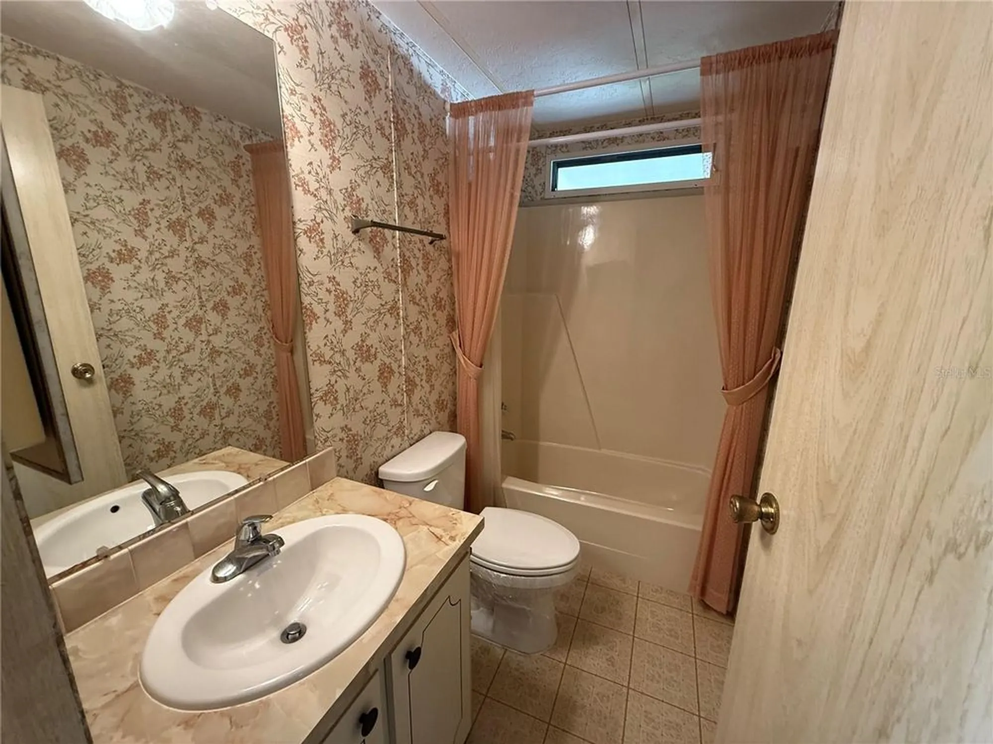 Property Slideshow image 12 of 29 | 108 winterberry ave, Wildwood, FL, 34785