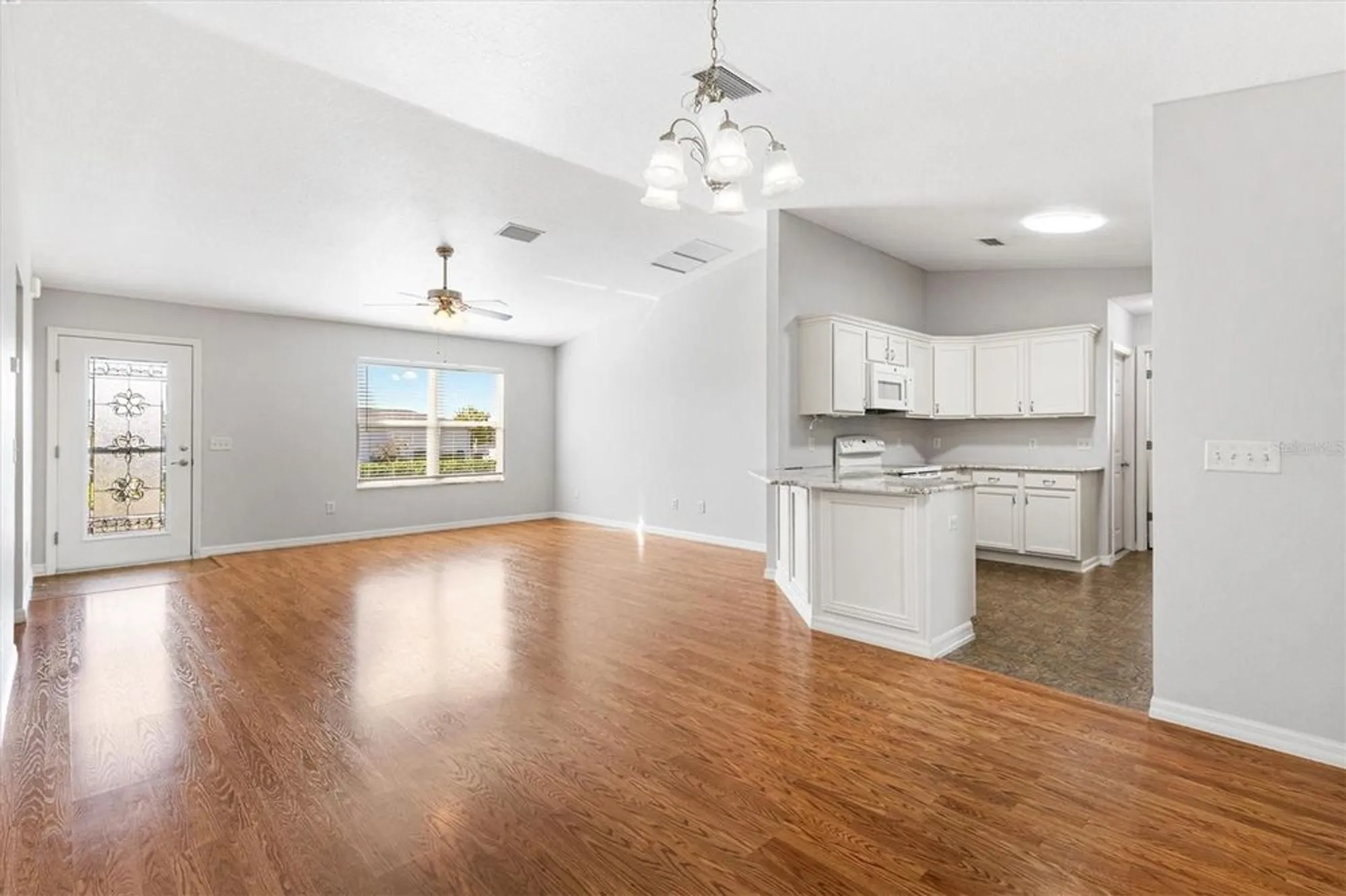 Property Slideshow image 3 of 28 | 2109 harston trl, The Villages, FL, 32162