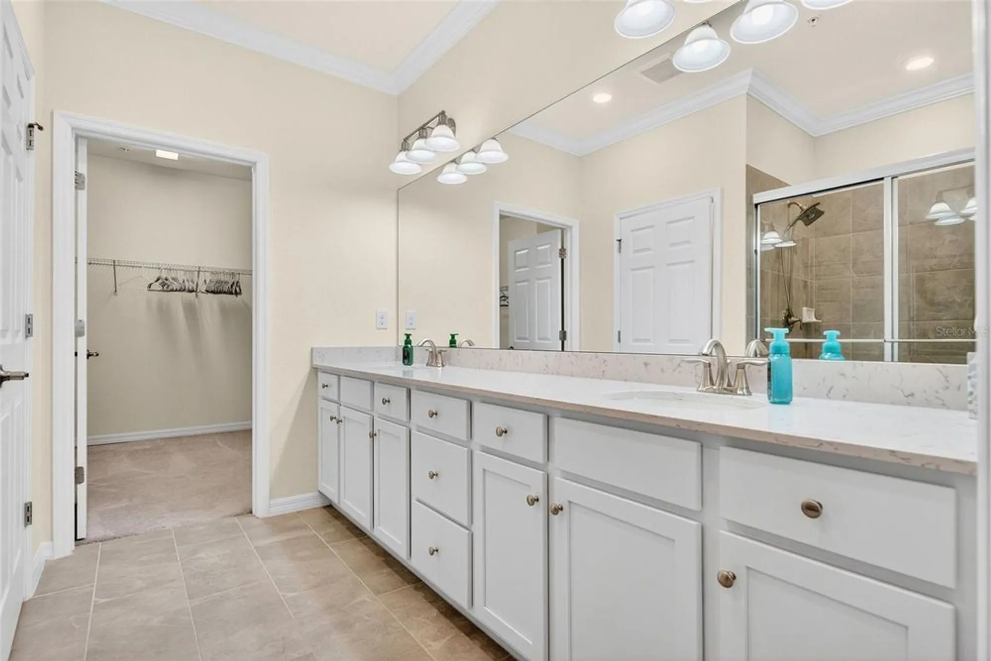 Property Slideshow image 39 of 91 | 10047 crooked creek dr 201, Venice, FL, 34293