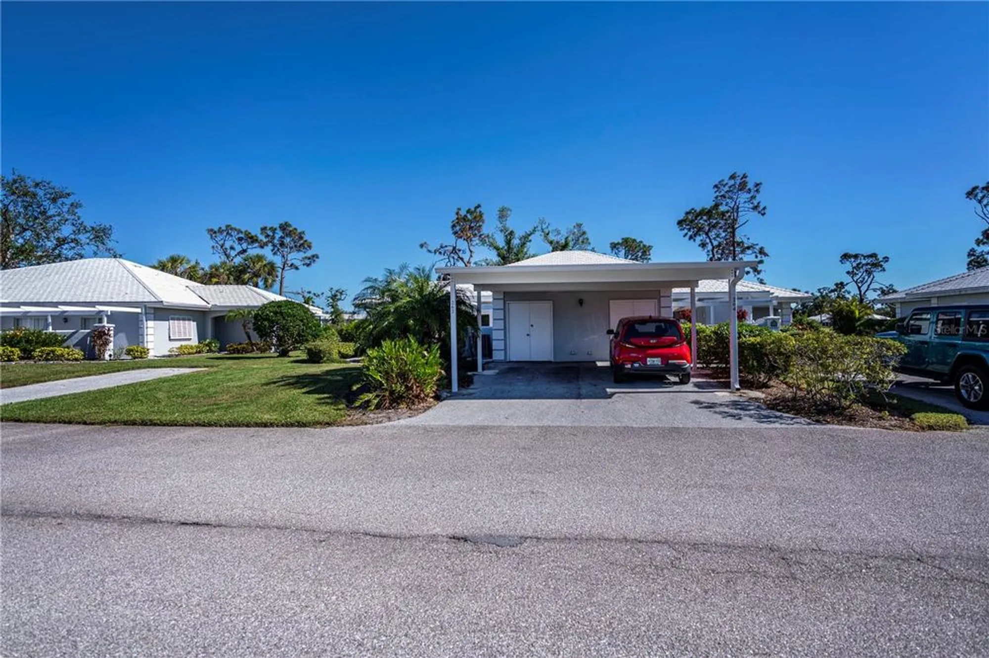 Property Slideshow image 10 of 59 | 262 cerromar way 53, Venice, FL, 34293