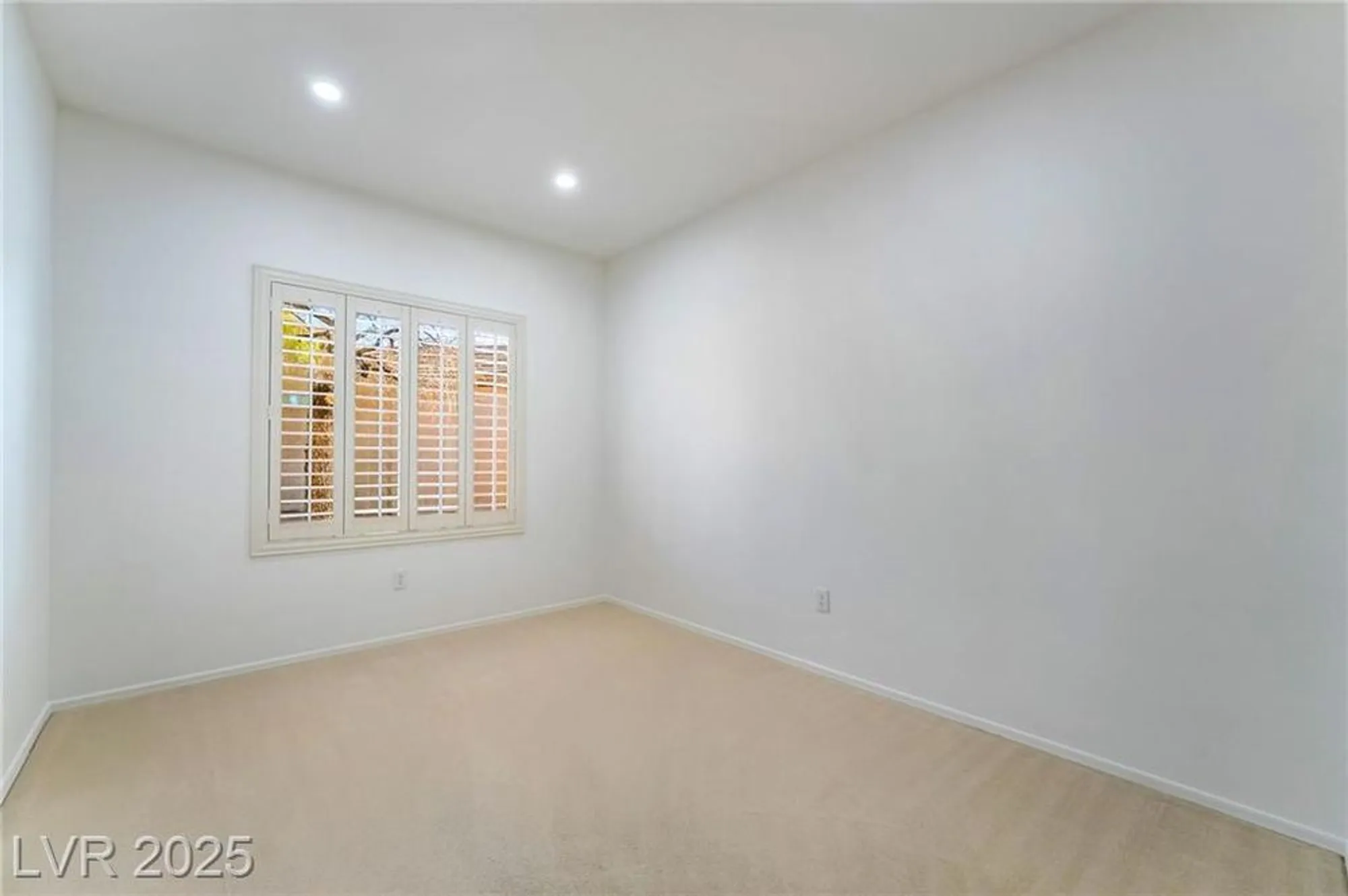 Property Slideshow image 15 of 34 | 1781 cypress lake ct, Henderson, NV, 89012