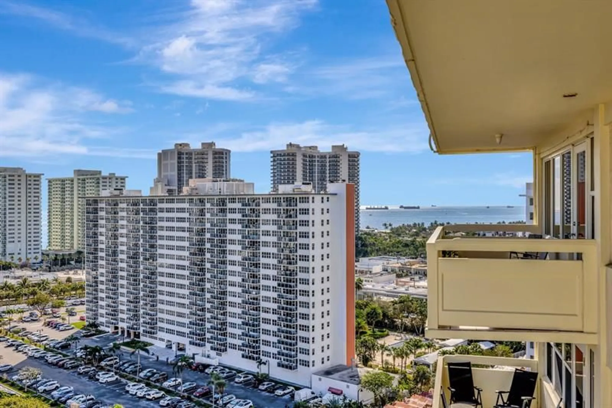 Property Slideshow image 18 of 45 | 3200 ne 36th st 1721, Fort Lauderdale, FL, 33308