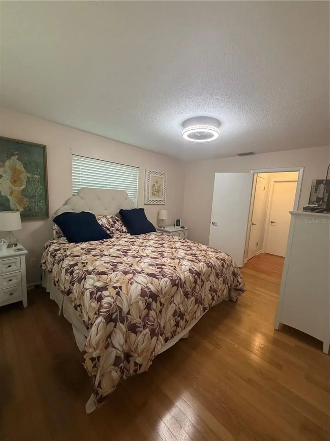 Property Slideshow image 11 of 21 | 8205 burgundy dr n # 8205, Pinellas Park, FL, 33781