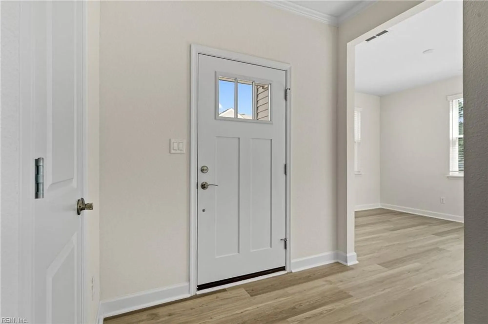 Property Slideshow image 4 of 47 | 2000 venture way b, Suffolk, VA, 23434