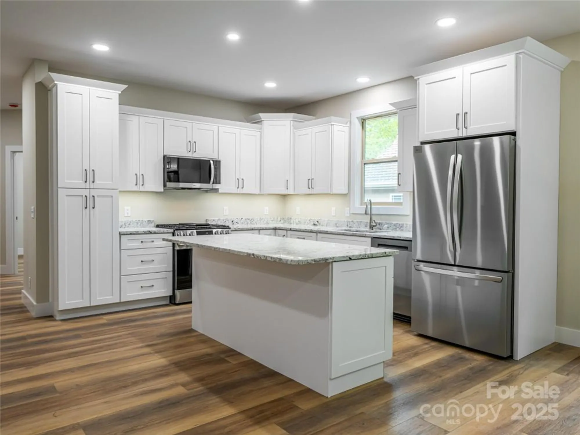 Property Slideshow image 15 of 48 | 281 carriage crest dr, Hendersonville, NC, 28791