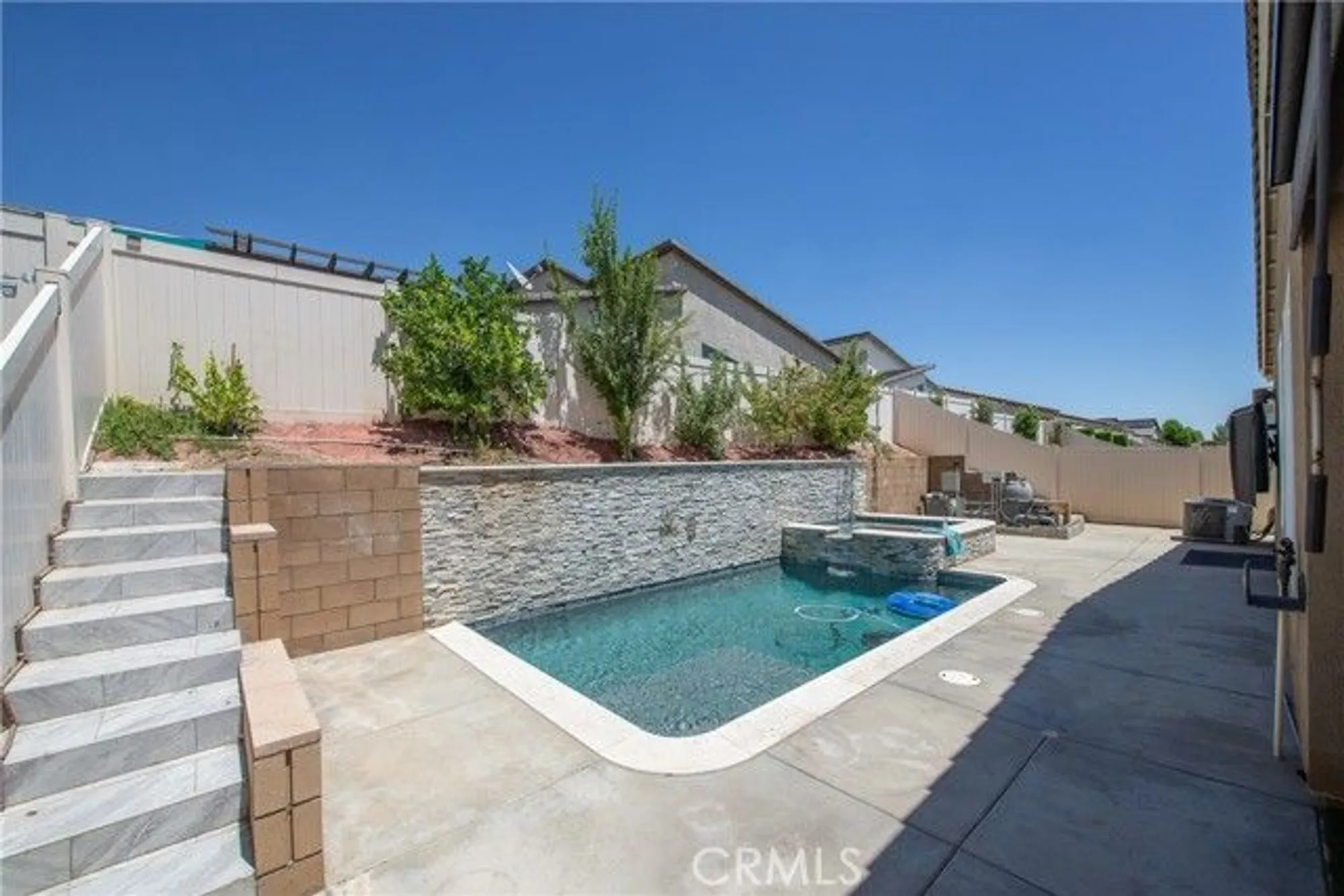 Property Slideshow image 21 of 34 | 1530 village green way, Beaumont, CA, 92223