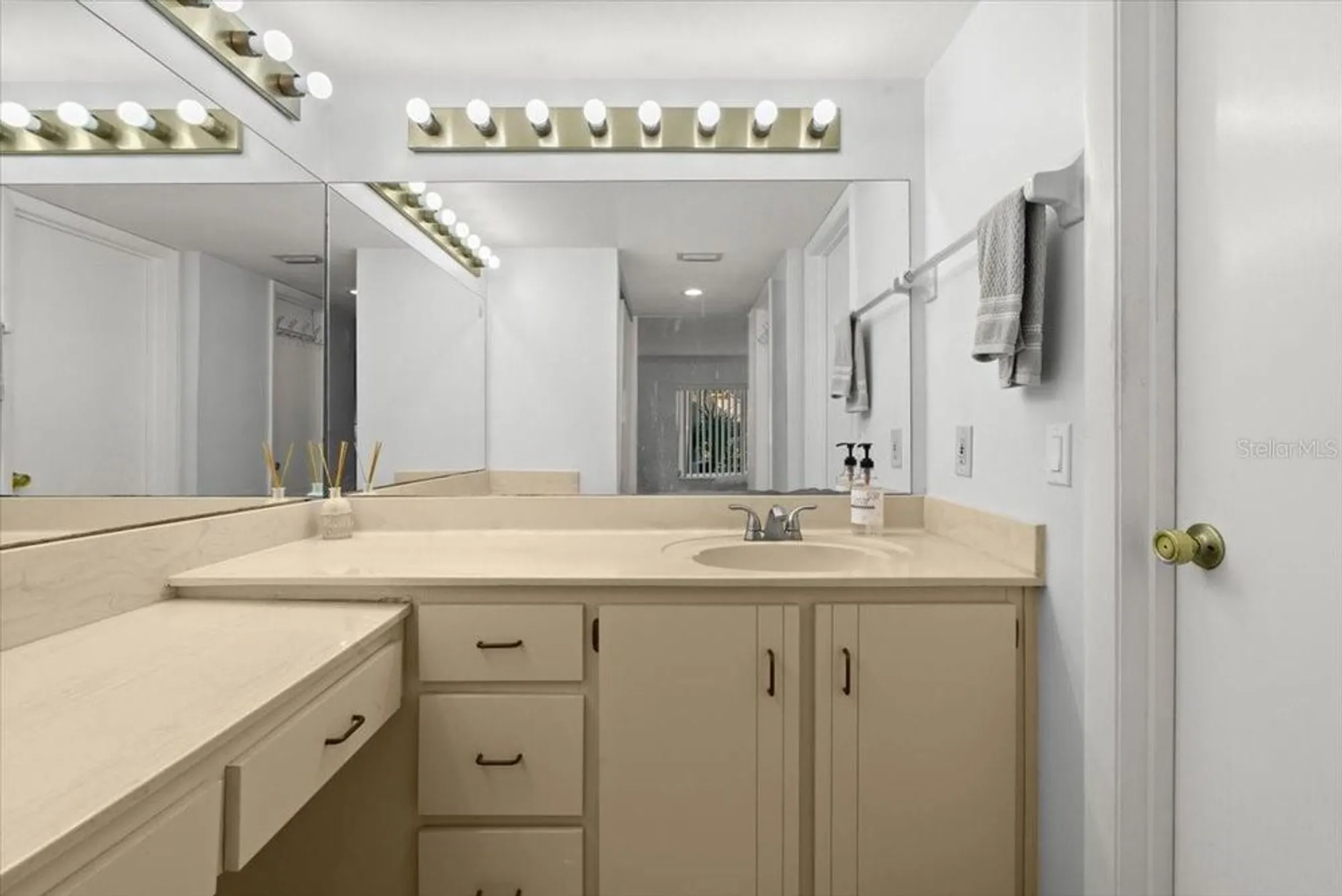 Property Slideshow image 17 of 29 | 102 bob white ct # 102c, Daytona Beach, FL, 32119