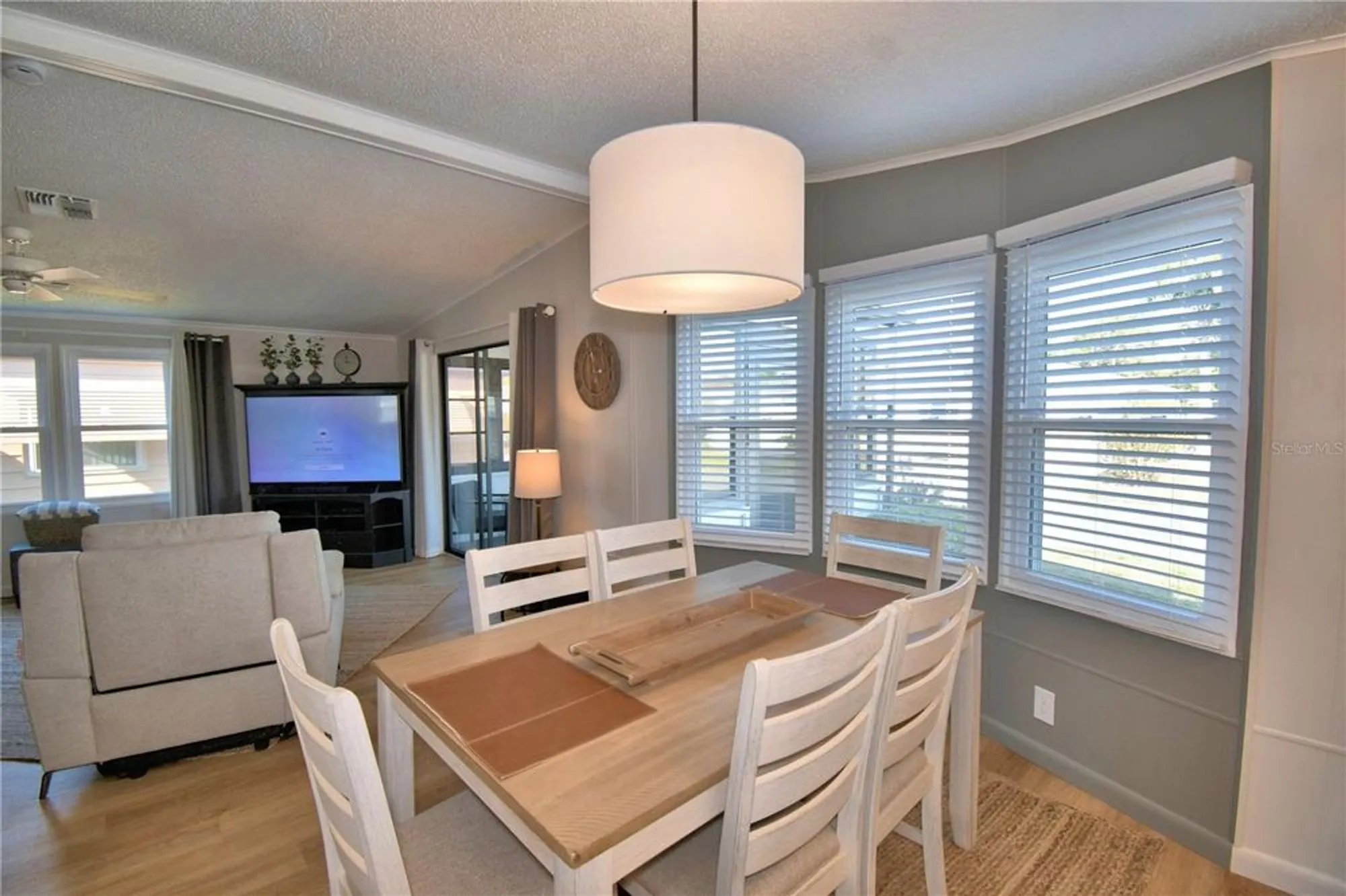 Property Slideshow image 16 of 50 | 4849 goldenview ln, Lakeland, FL, 33811