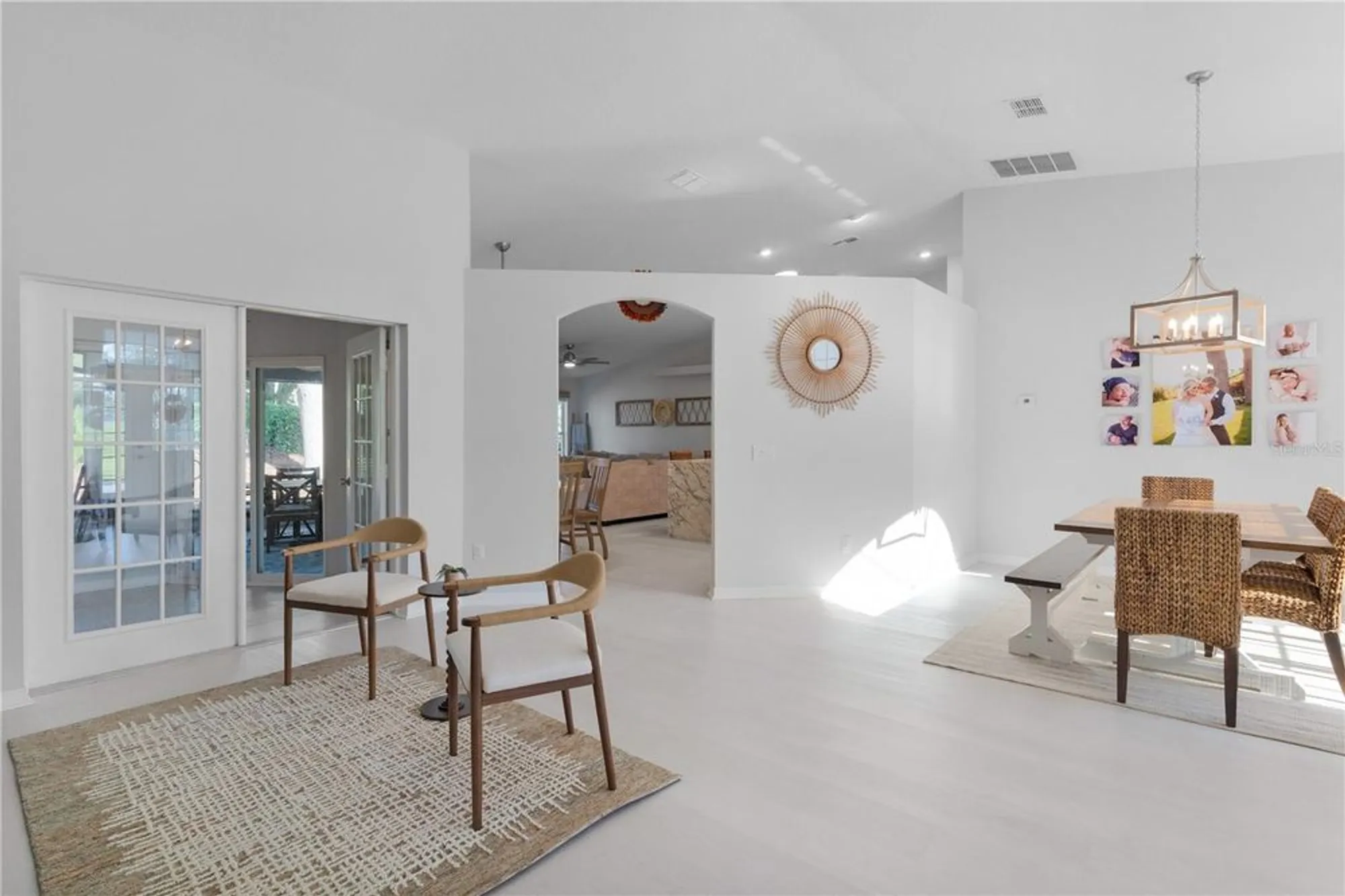 Property Slideshow image 26 of 86 | 5252 grove mnr, Lady Lake, FL, 32159