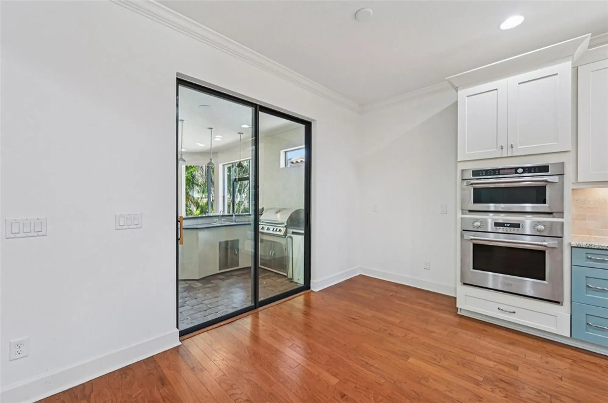 Property Slideshow image 9 of 48 | 13223 palermo dr, Bradenton, FL, 34211