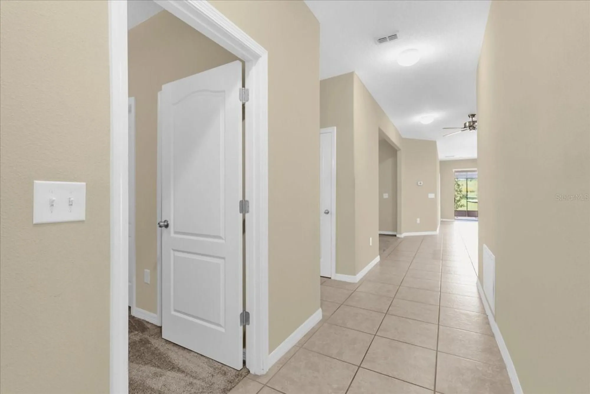 Property Slideshow image 5 of 38 | 3205 sonesta ct b, Clermont, FL, 34711