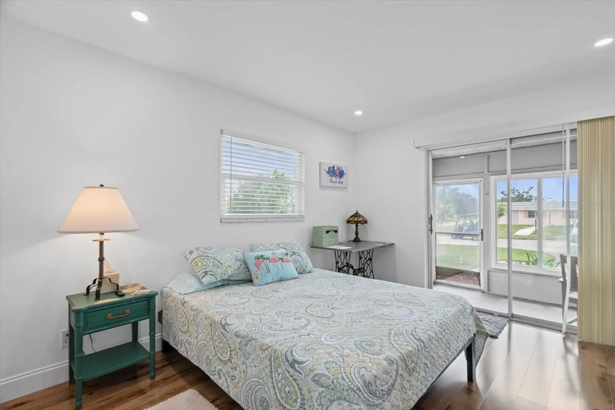 Property Slideshow image 13 of 19 | 202 bedford trl apt 120, Sun City Center, FL, 33573