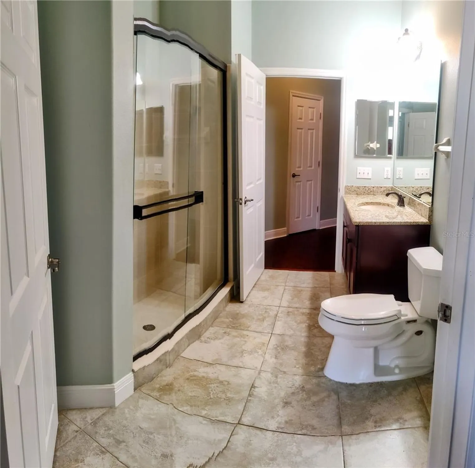 Property Slideshow image 22 of 36 | 22011 belgian ct, Mount Dora, FL, 32757