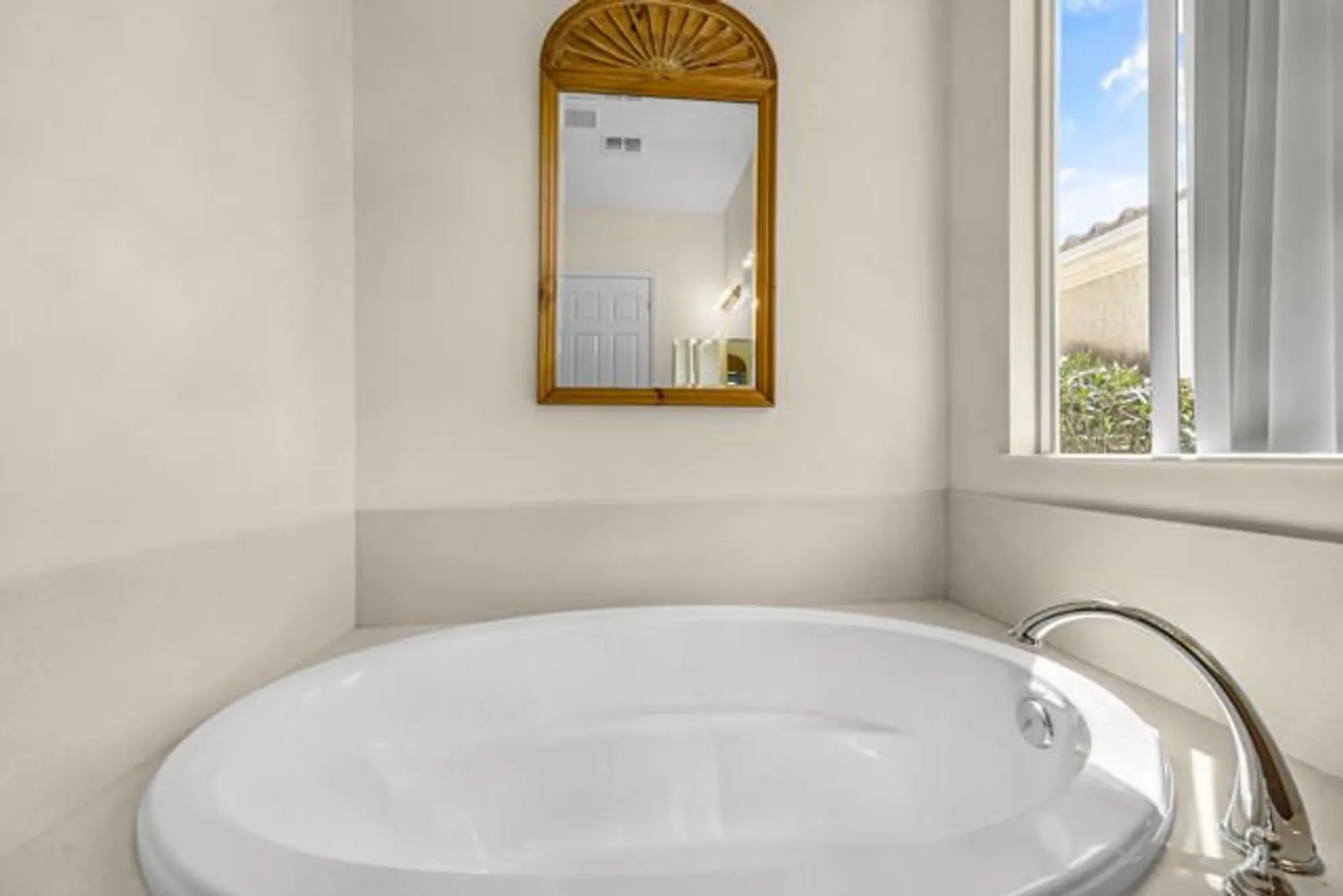 Property Slideshow image 17 of 44 | 40125 calle ebano, Indio, CA, 92203