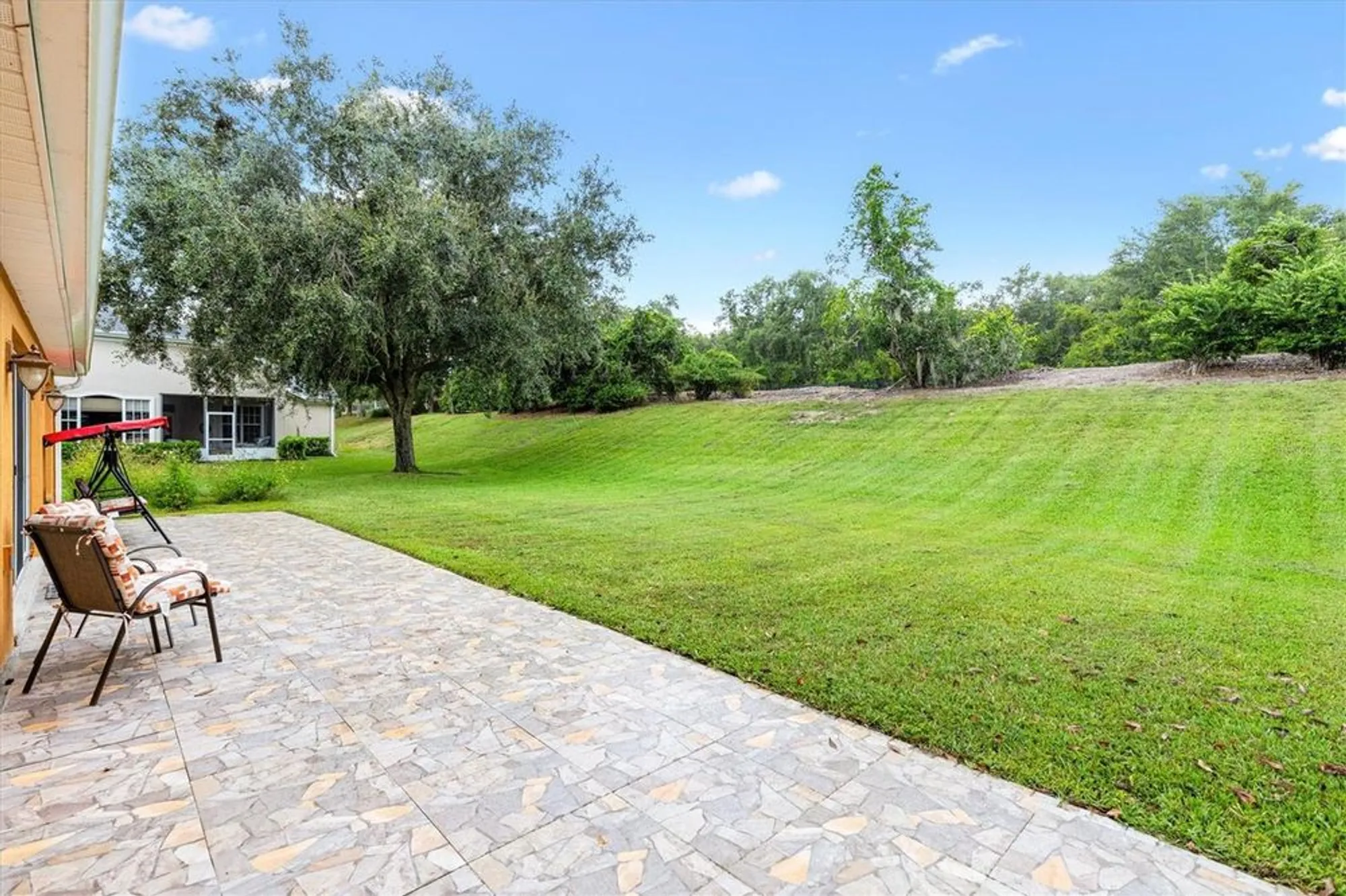 Property Slideshow image 25 of 29 | 39911 bayview dr, Lady Lake, FL, 32159