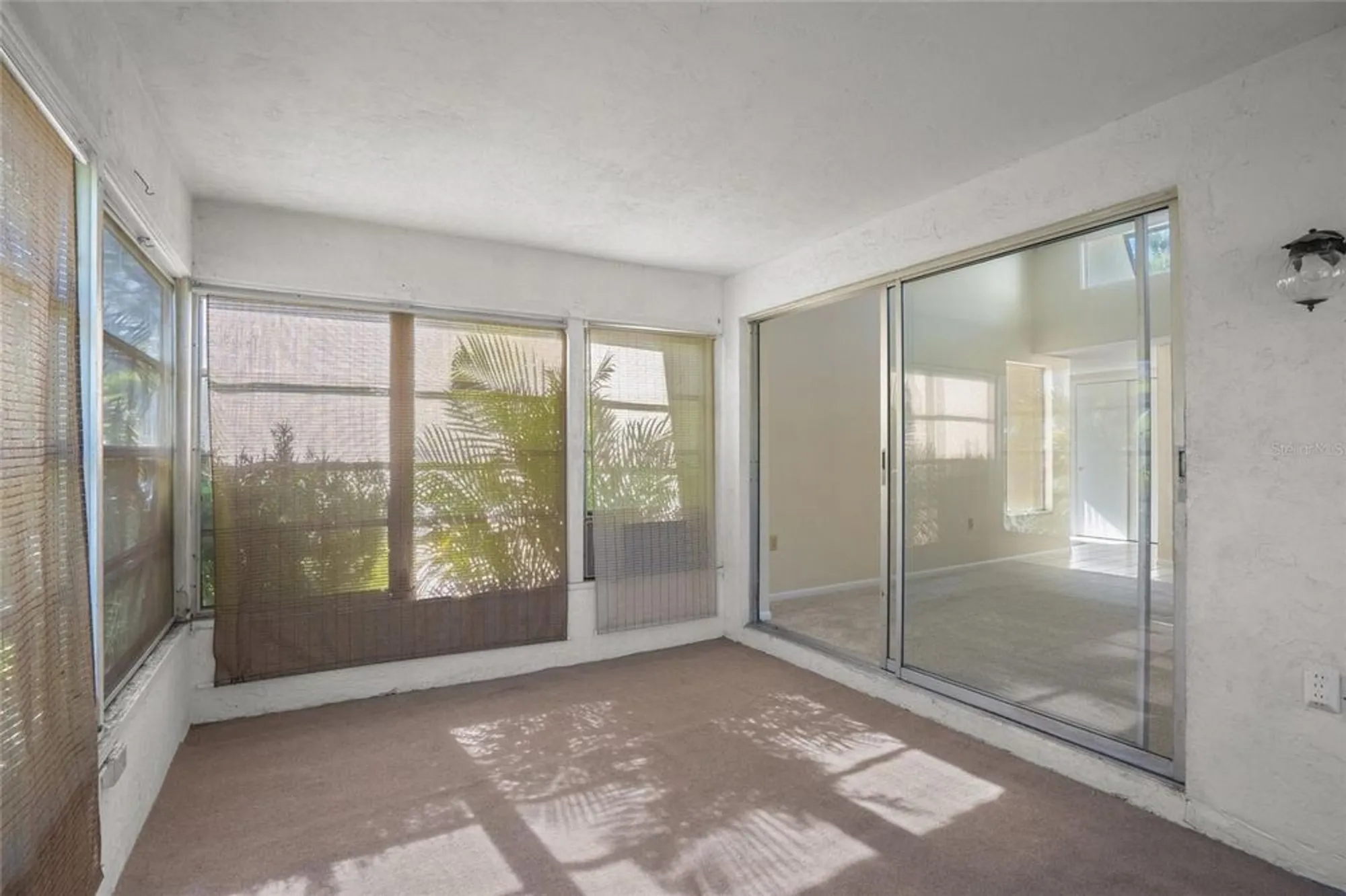 Property Slideshow image 14 of 35 | 6906 woodwind dr 12, Sarasota, FL, 34231