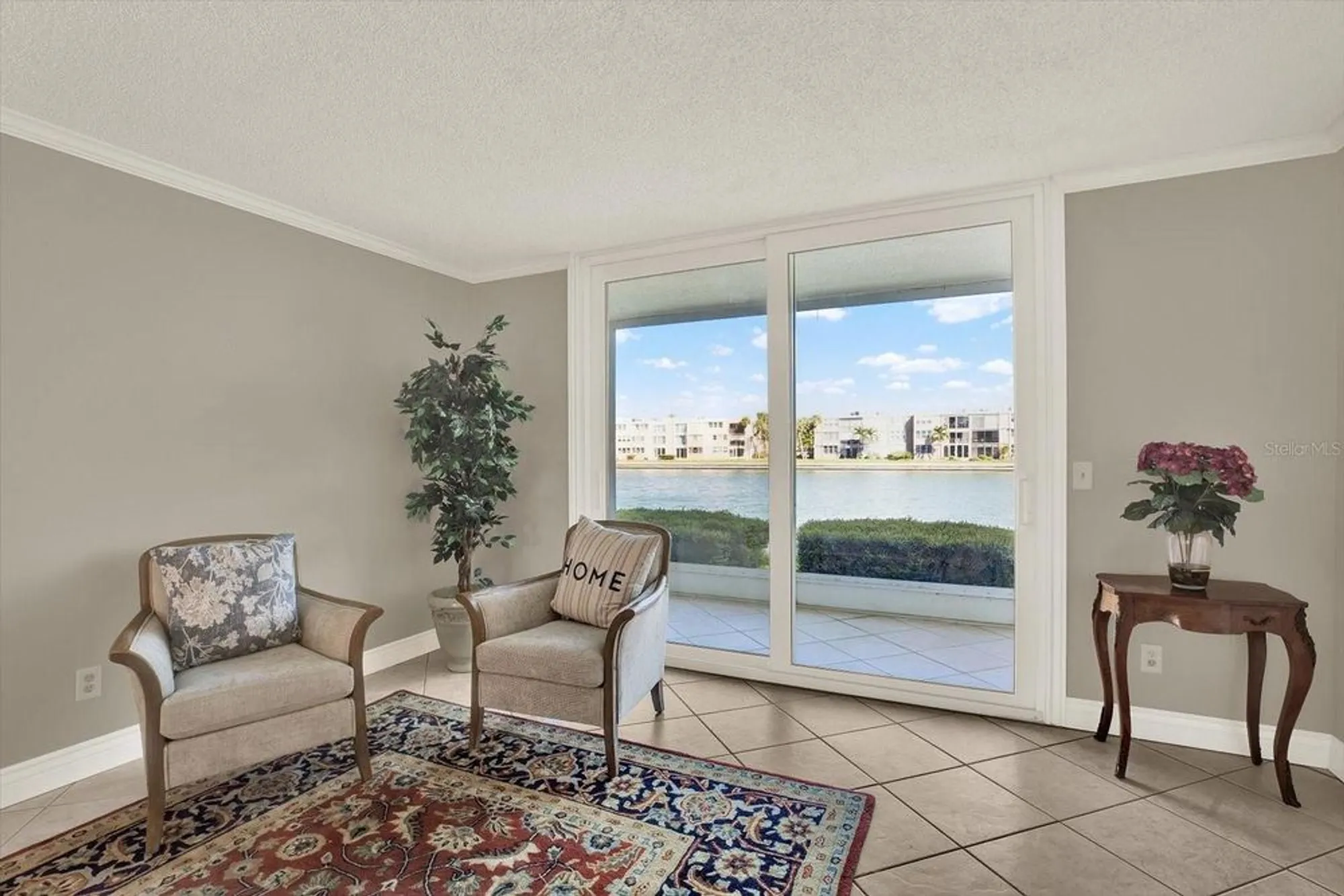 Property Slideshow image 3 of 36 | 7625 sun island dr 107, South Pasadena, FL, 33707