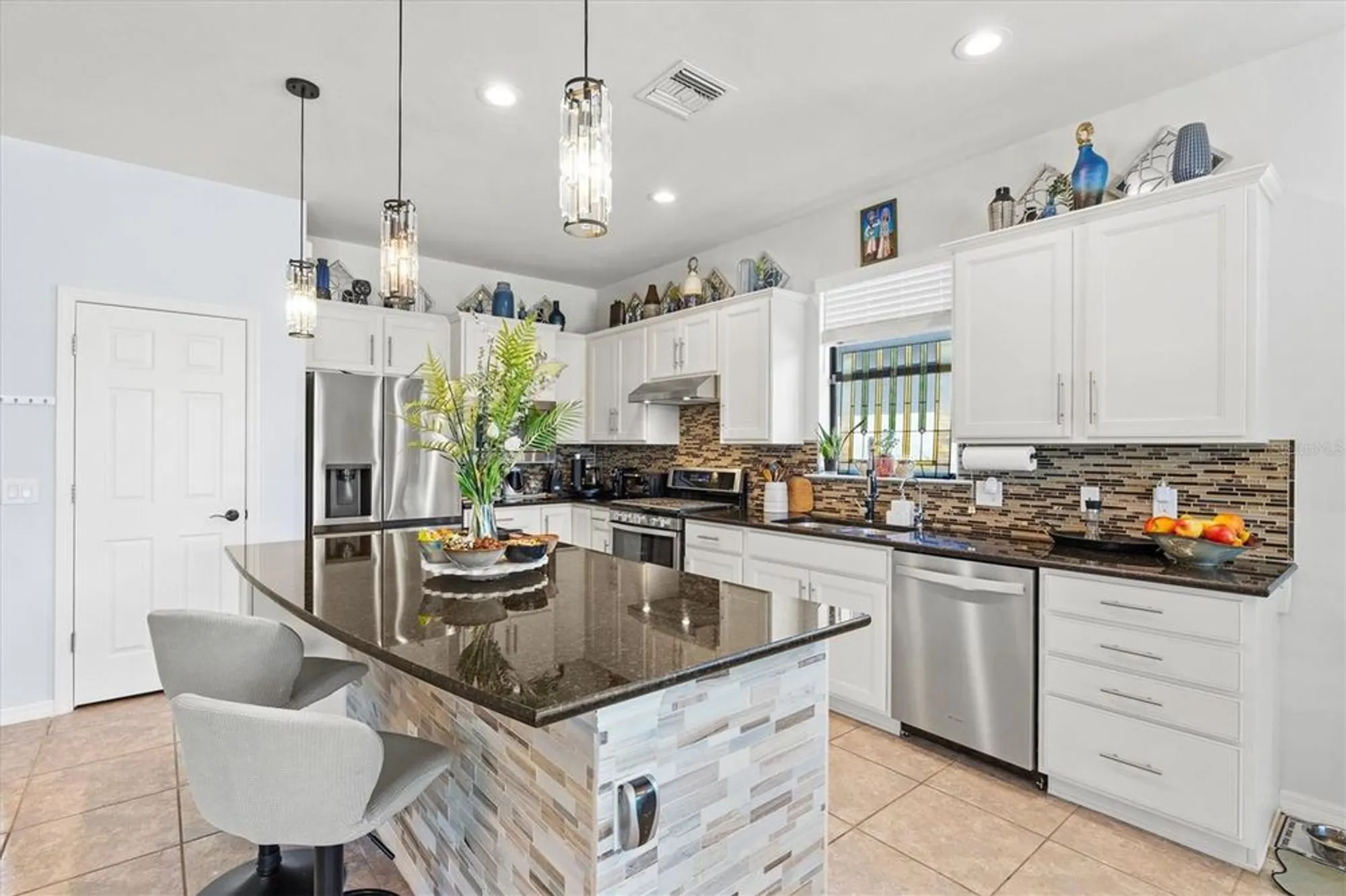 Property Slideshow image 8 of 54 | 5968 snowy egret dr, Sarasota, FL, 34238