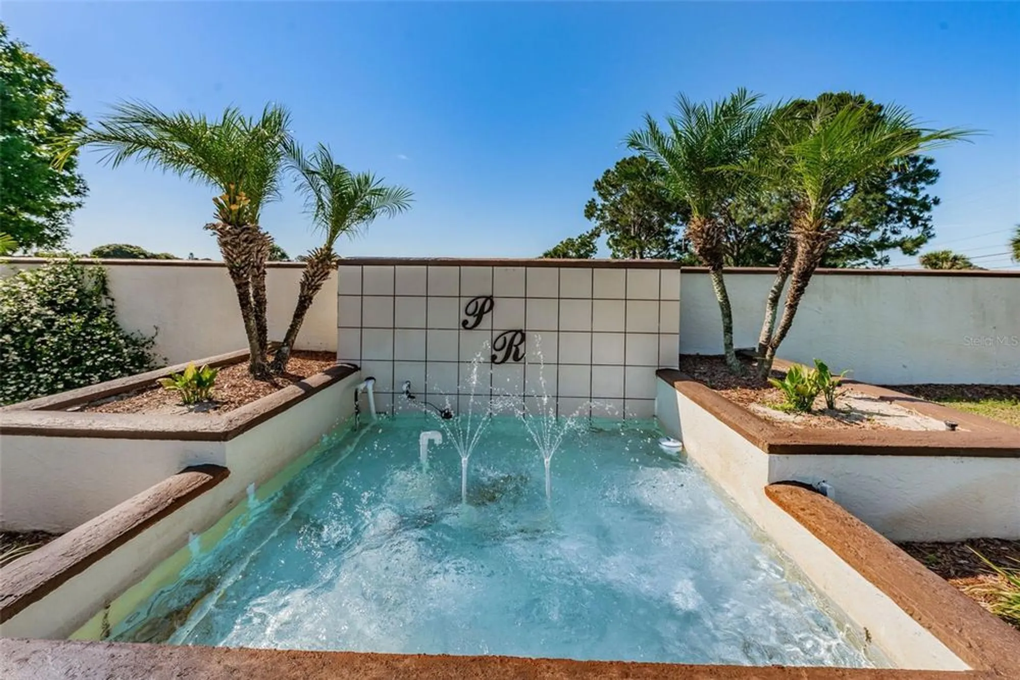 Property Slideshow image 40 of 70 | 2687 pine ridge way e1, Palm Harbor, FL, 34684