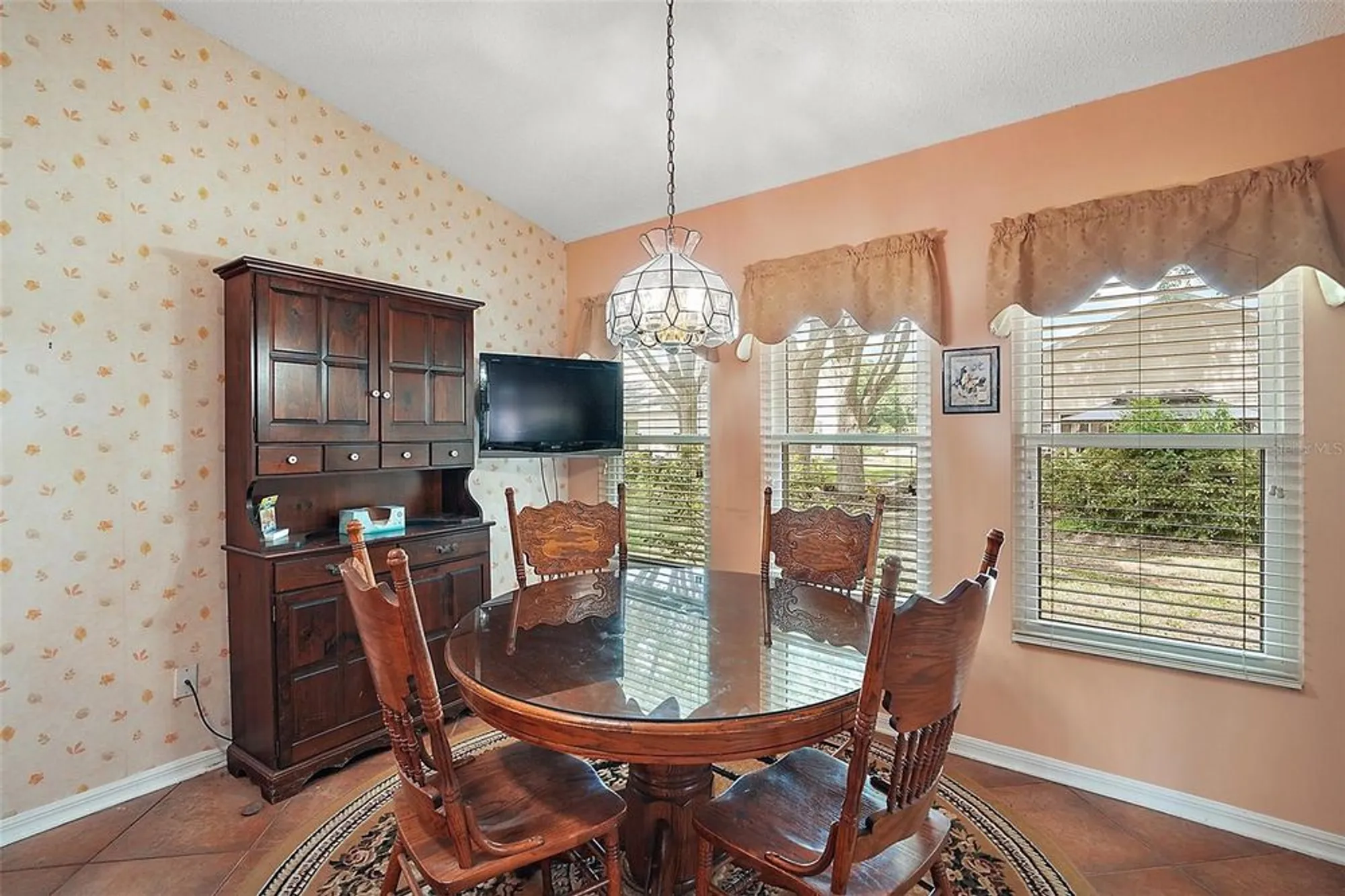Property Slideshow image 20 of 36 | 25333 river crest dr, Leesburg, FL, 34748