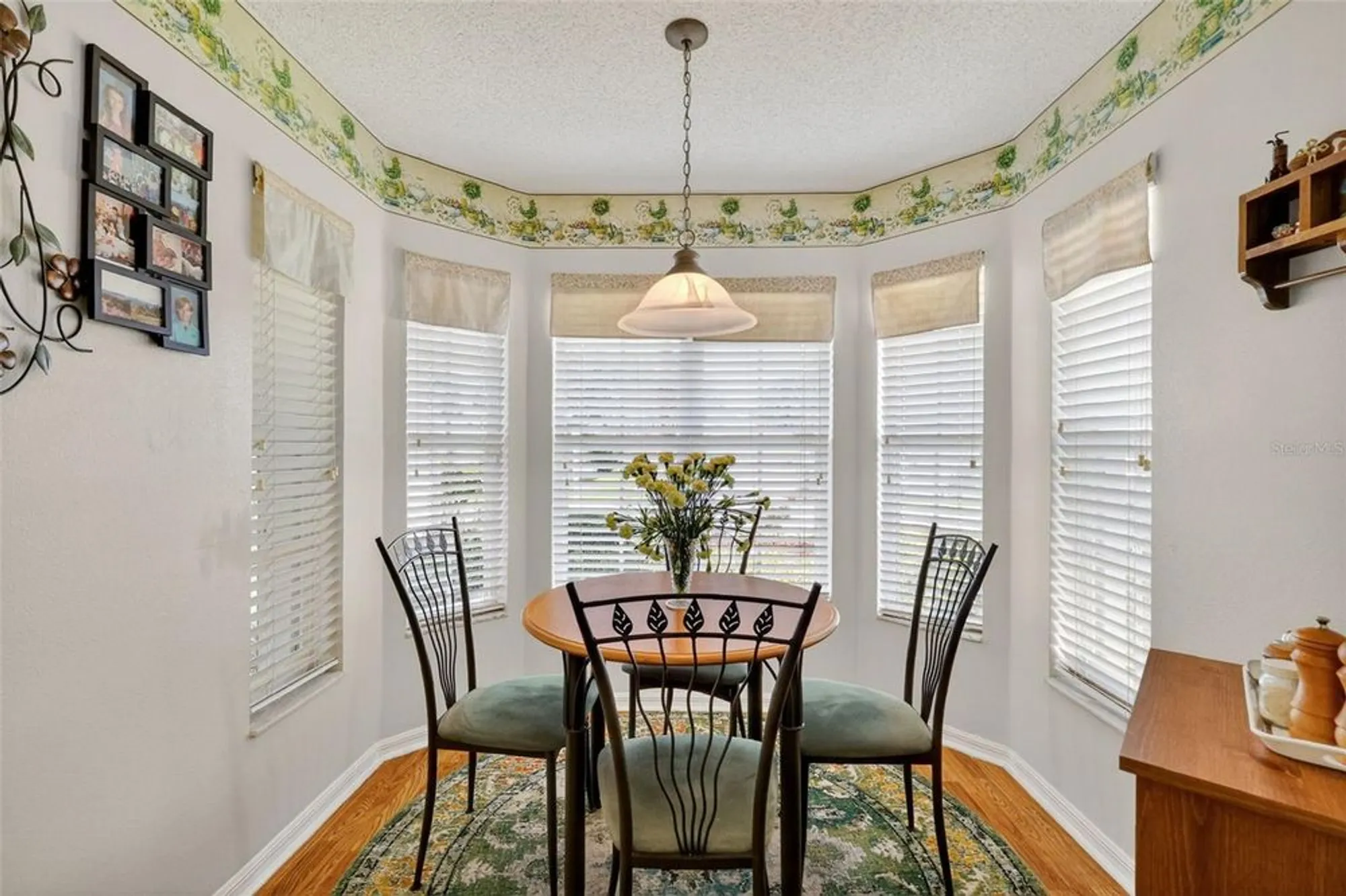 Property Slideshow image 20 of 66 | 21202 braveheart dr, Leesburg, FL, 34748