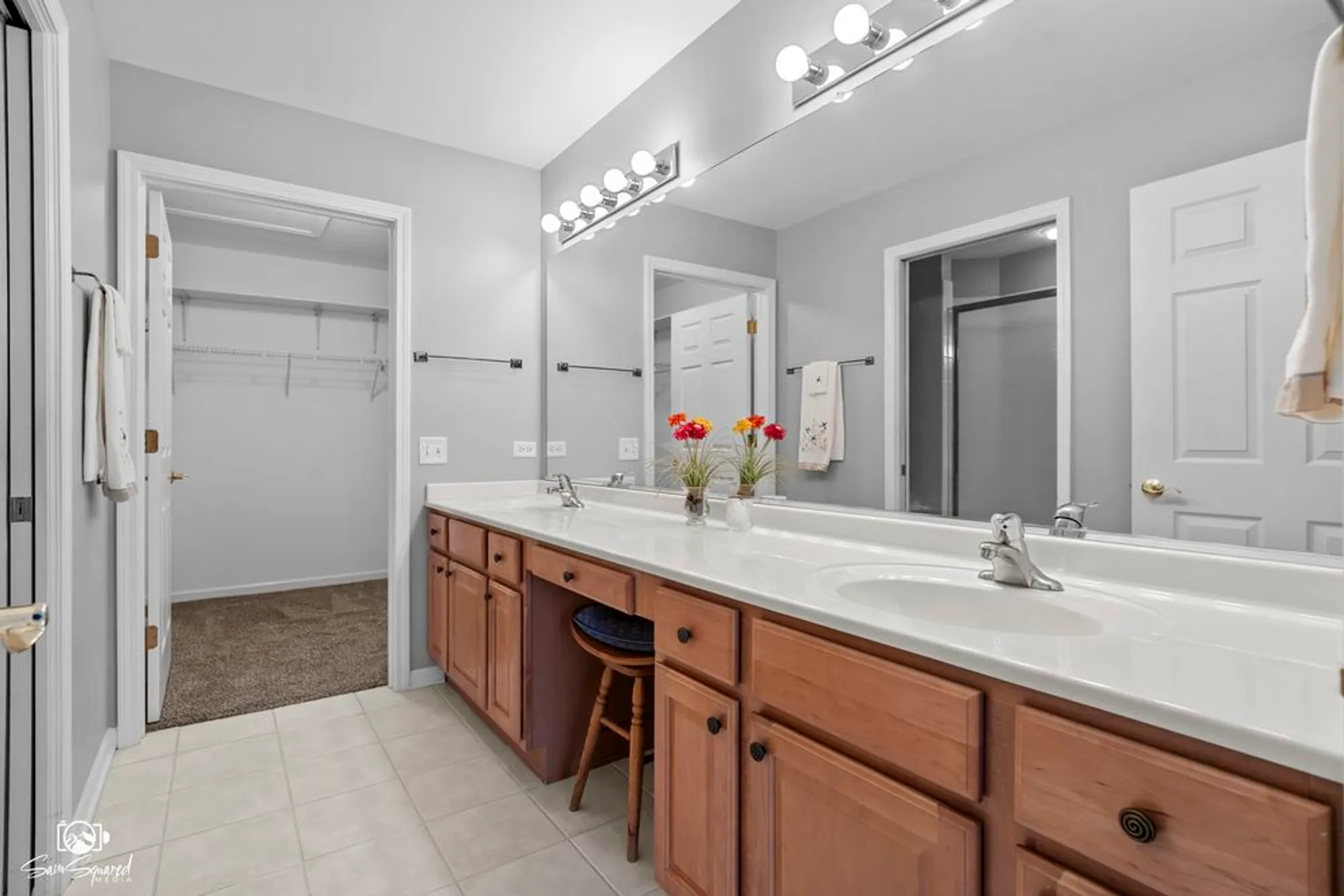 Property Slideshow image 19 of 35 | 1925 timbers edge cir, Joliet, IL, 60431