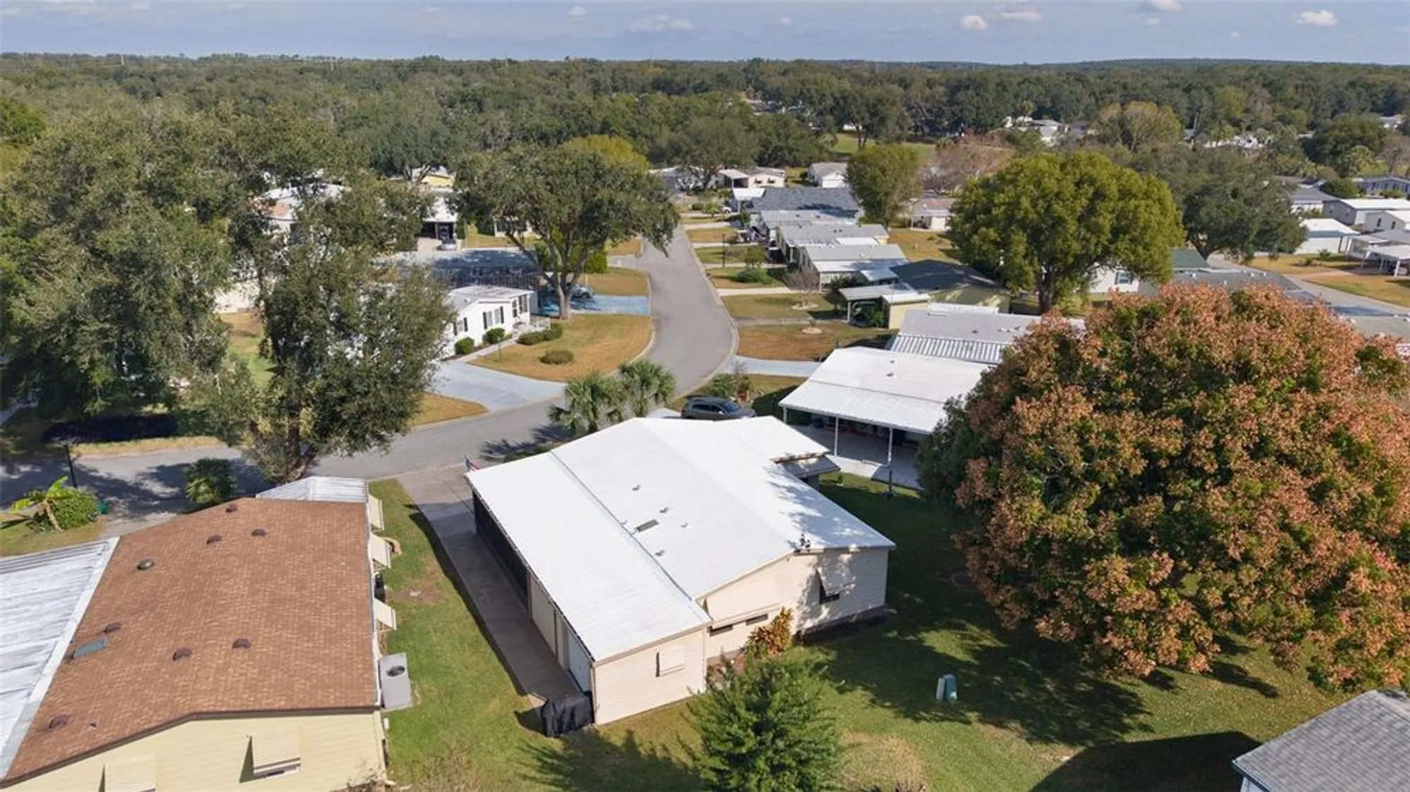 Property Slideshow image 36 of 42 | 1717 palm aire dr, Lady Lake, FL, 32159