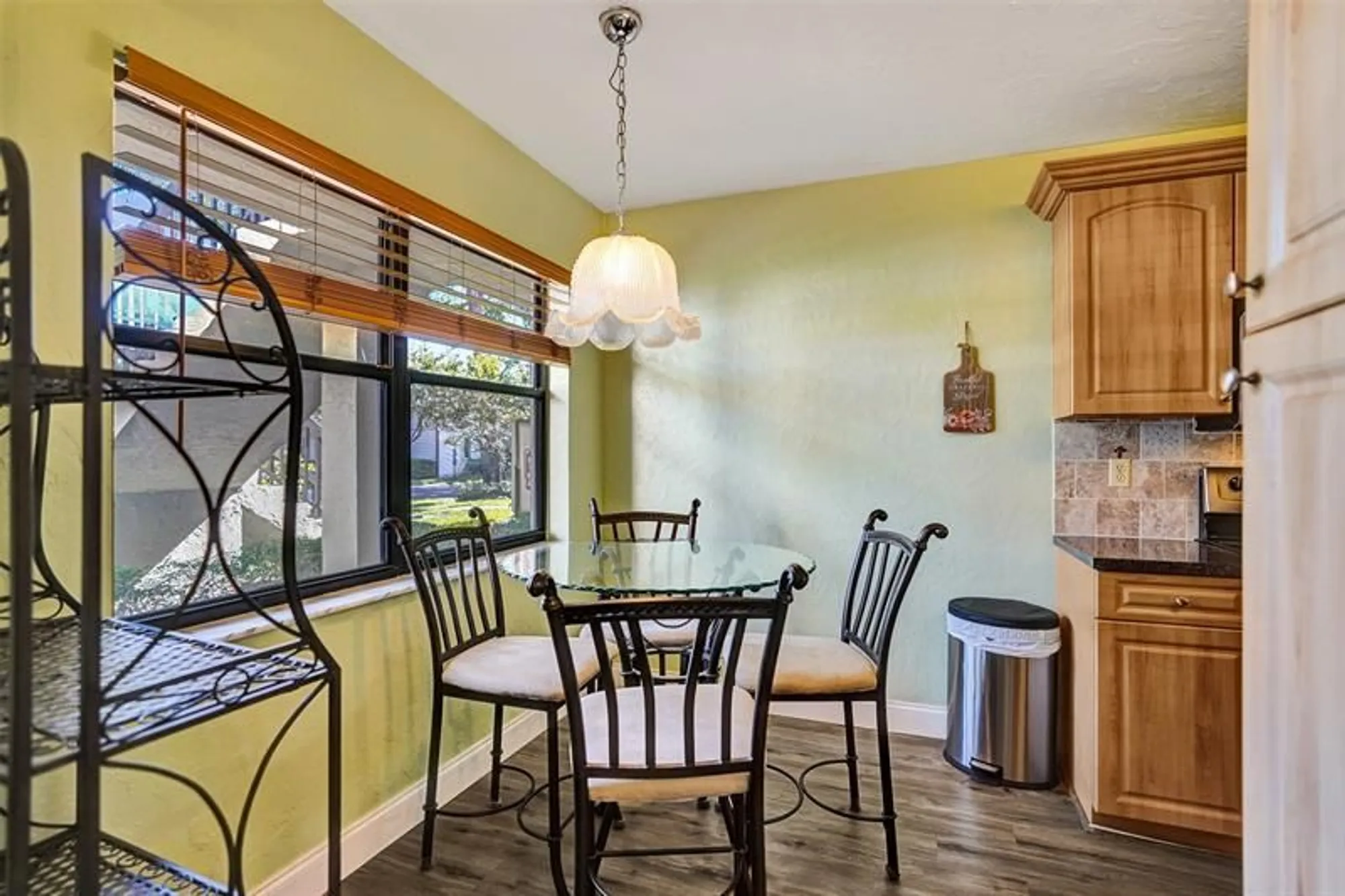 Property Slideshow image 10 of 78 | 7689 tahiti ln apt 104, Lake Worth, FL, 33467