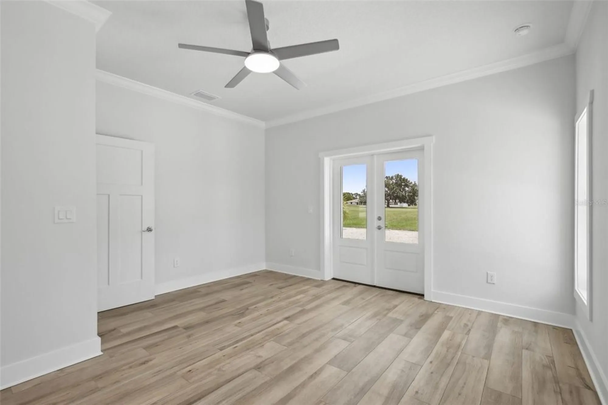 Property Slideshow image 16 of 32 | 718 desert hills way, Sun City Center, FL, 33573