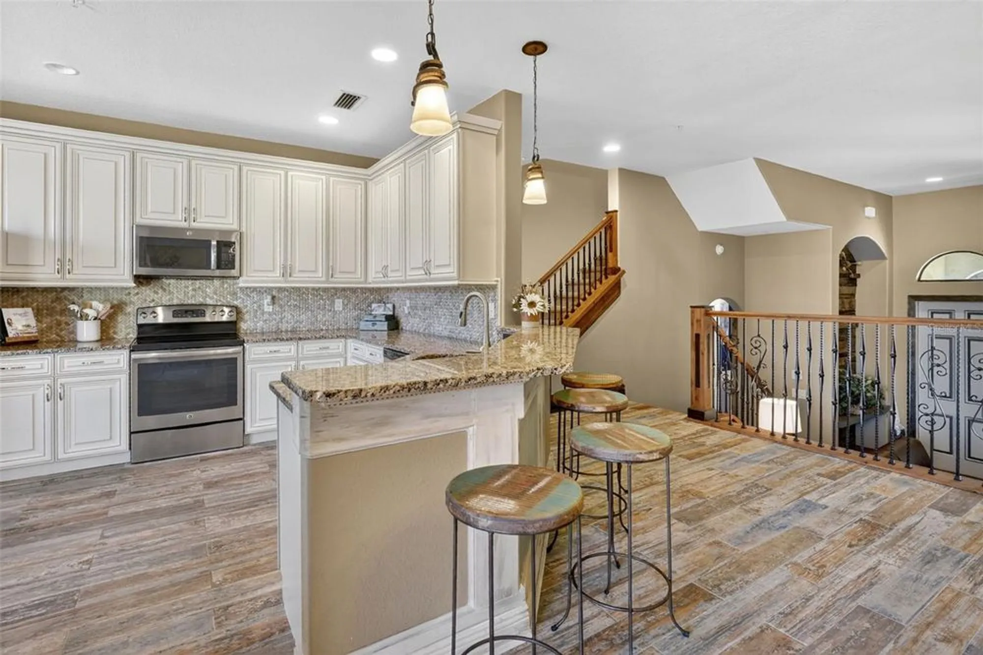 Property Slideshow image 12 of 39 | 8421 olinda way 3608, Fort Myers, FL, 33912