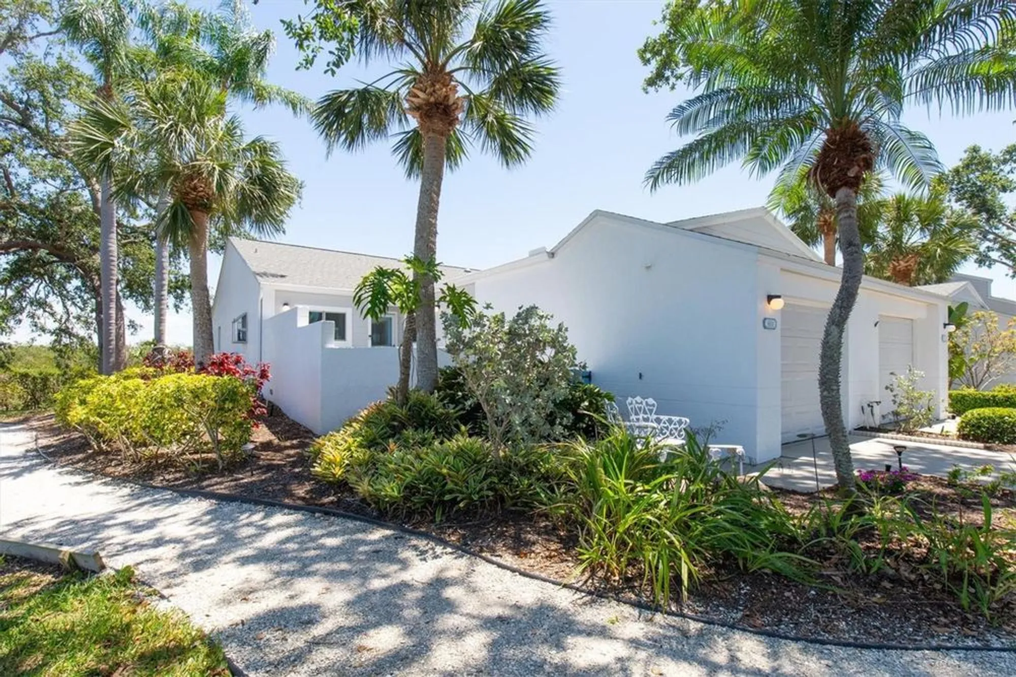 Property Slideshow image 37 of 57 | 801 waterside ln, Bradenton, FL, 34209