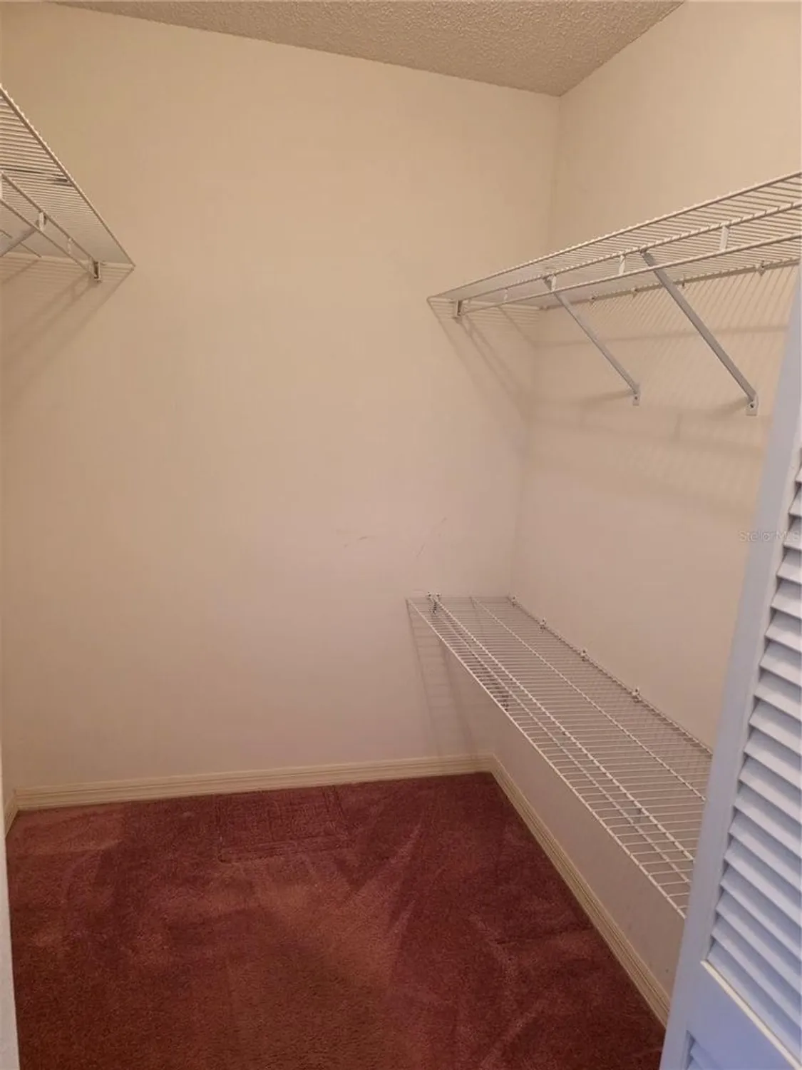 Property Slideshow image 9 of 21 | 9012 sw 91st cir, Ocala, FL, 34481