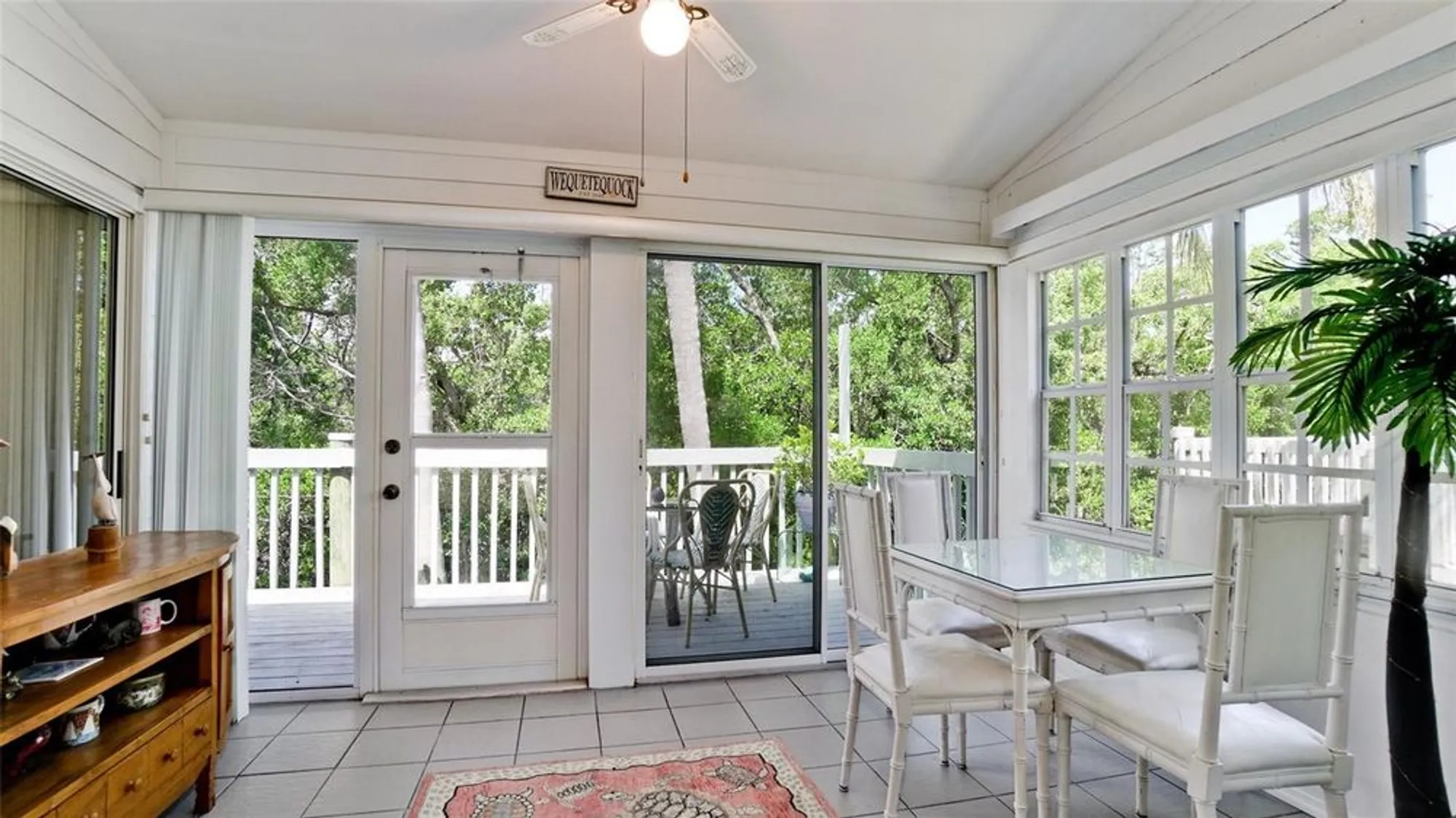 Property Slideshow image 6 of 46 | 512 sanderling cir, Bradenton, FL, 34209