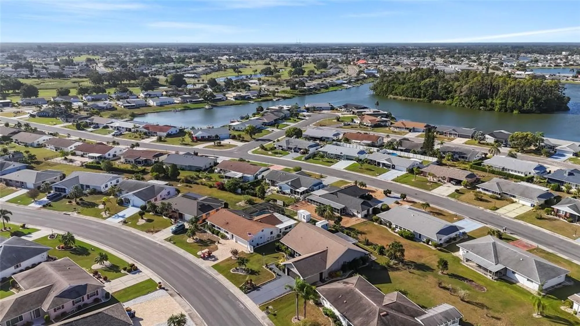 Property Slideshow image 42 of 58 | 1526 fort duquesna dr, Sun City Center, FL, 33573