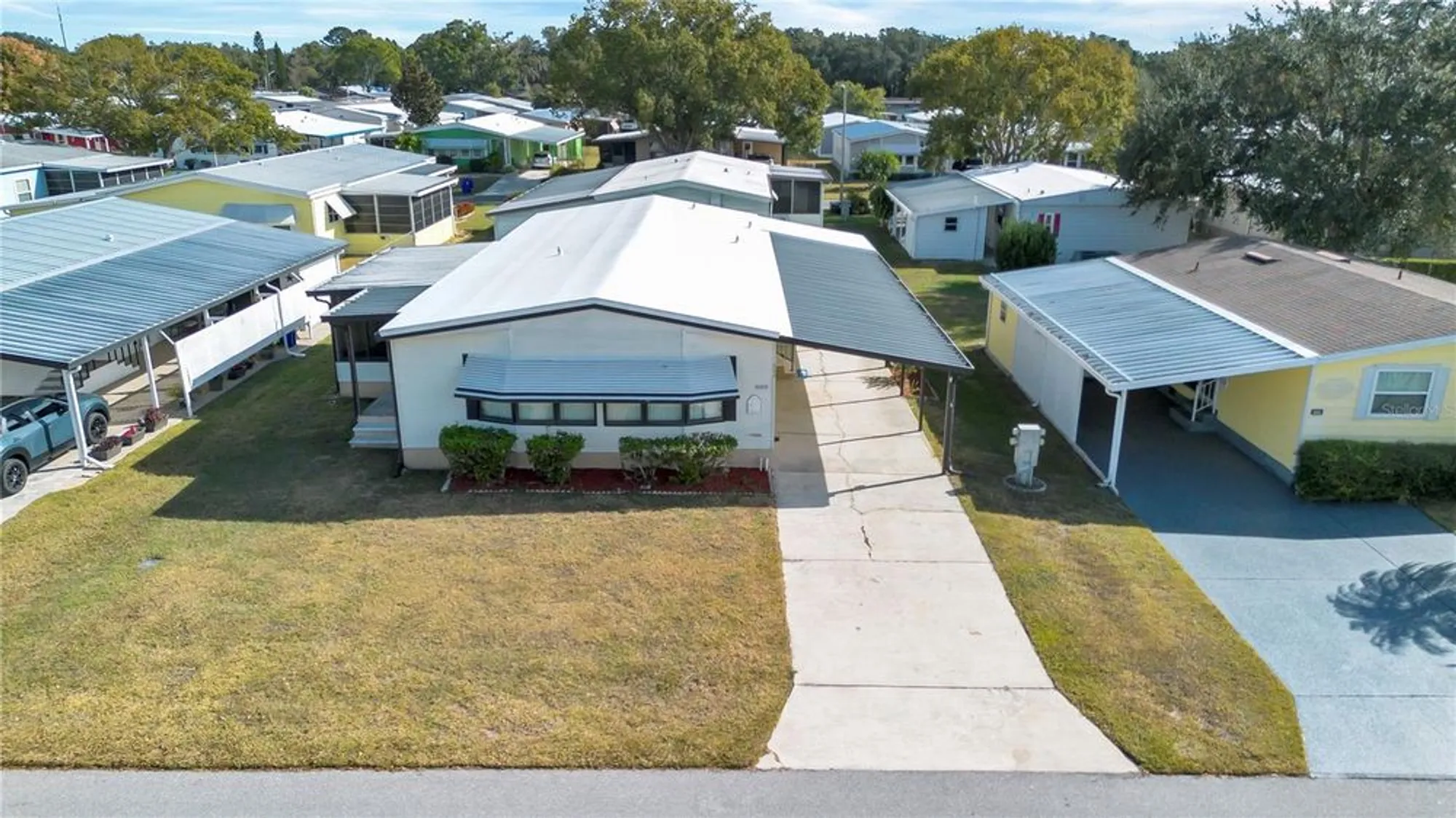 Property Slideshow image 31 of 44 | 4969 foxwood lake dr, Lakeland, FL, 33810