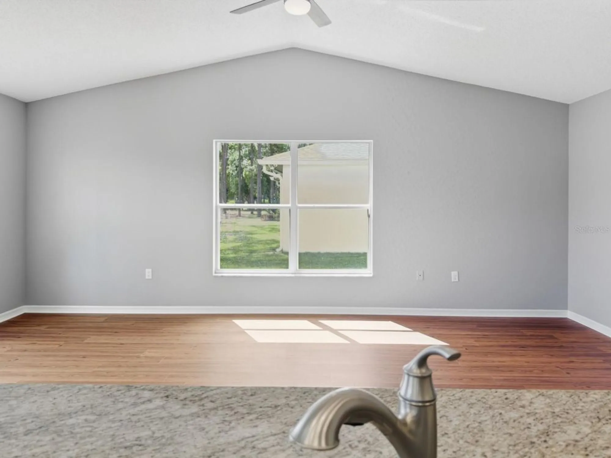 Property Slideshow image 12 of 66 | 11309 sun tree rd, Hudson, FL, 34667