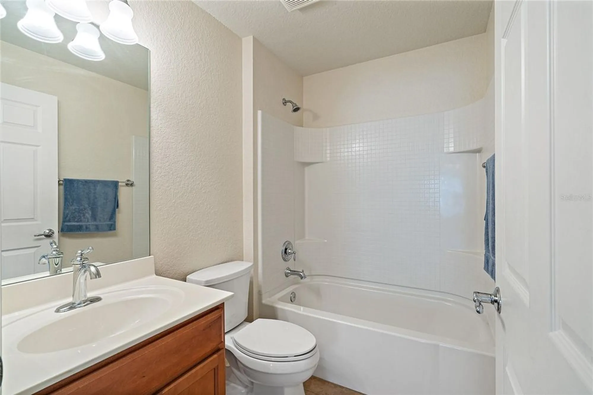 Property Slideshow image 27 of 45 | 418 del sol ave, Davenport, FL, 33837