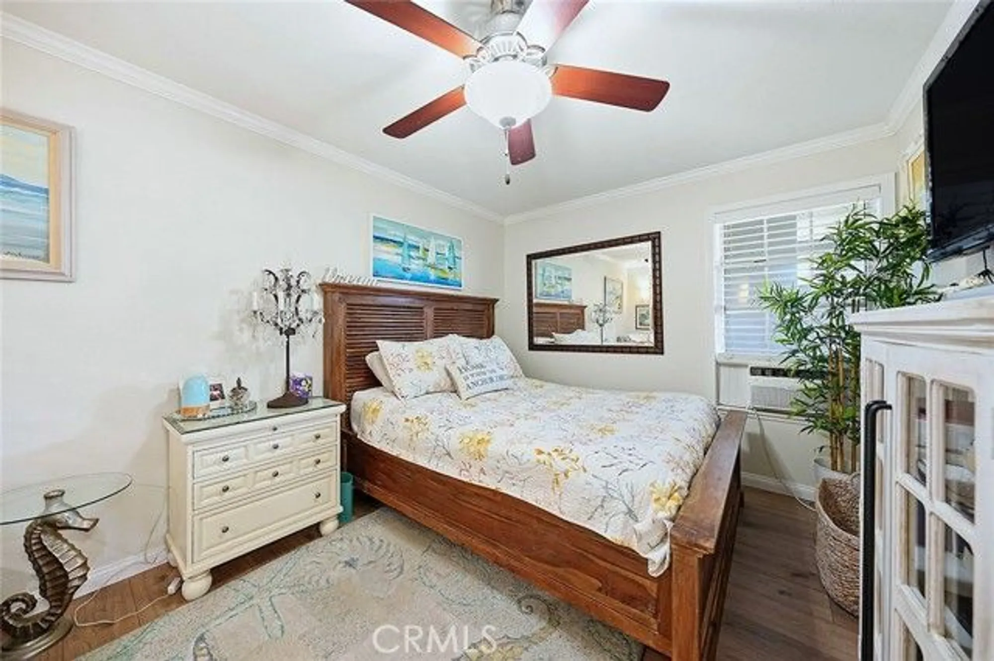 Property Slideshow image 17 of 40 | 18272 parkview ln 101, Huntington Beach, CA, 92648