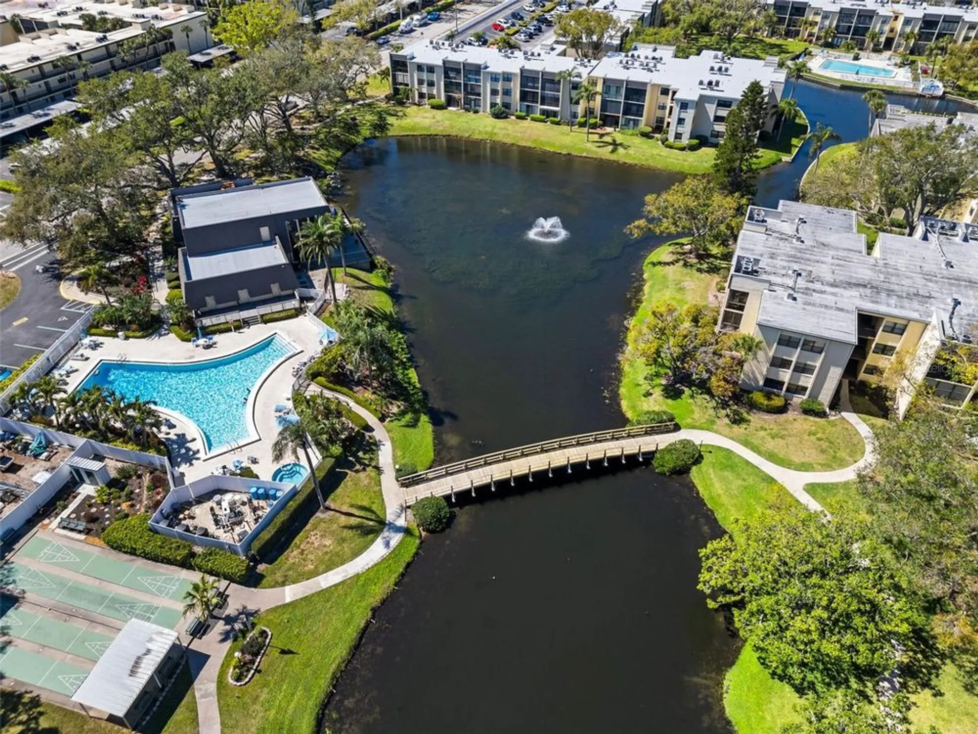 Property Slideshow image 18 of 23 | 14130 rosemary ln apt 4313, Largo, FL, 33774