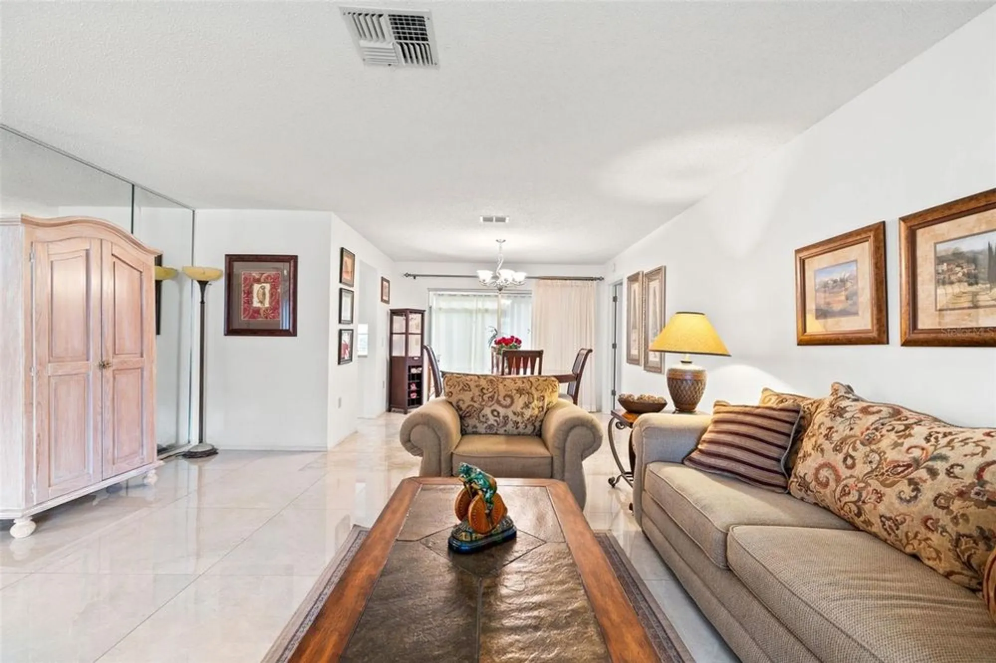 Property Slideshow image 9 of 67 | 6404 lost tree ln, Spring Hill, FL, 34606