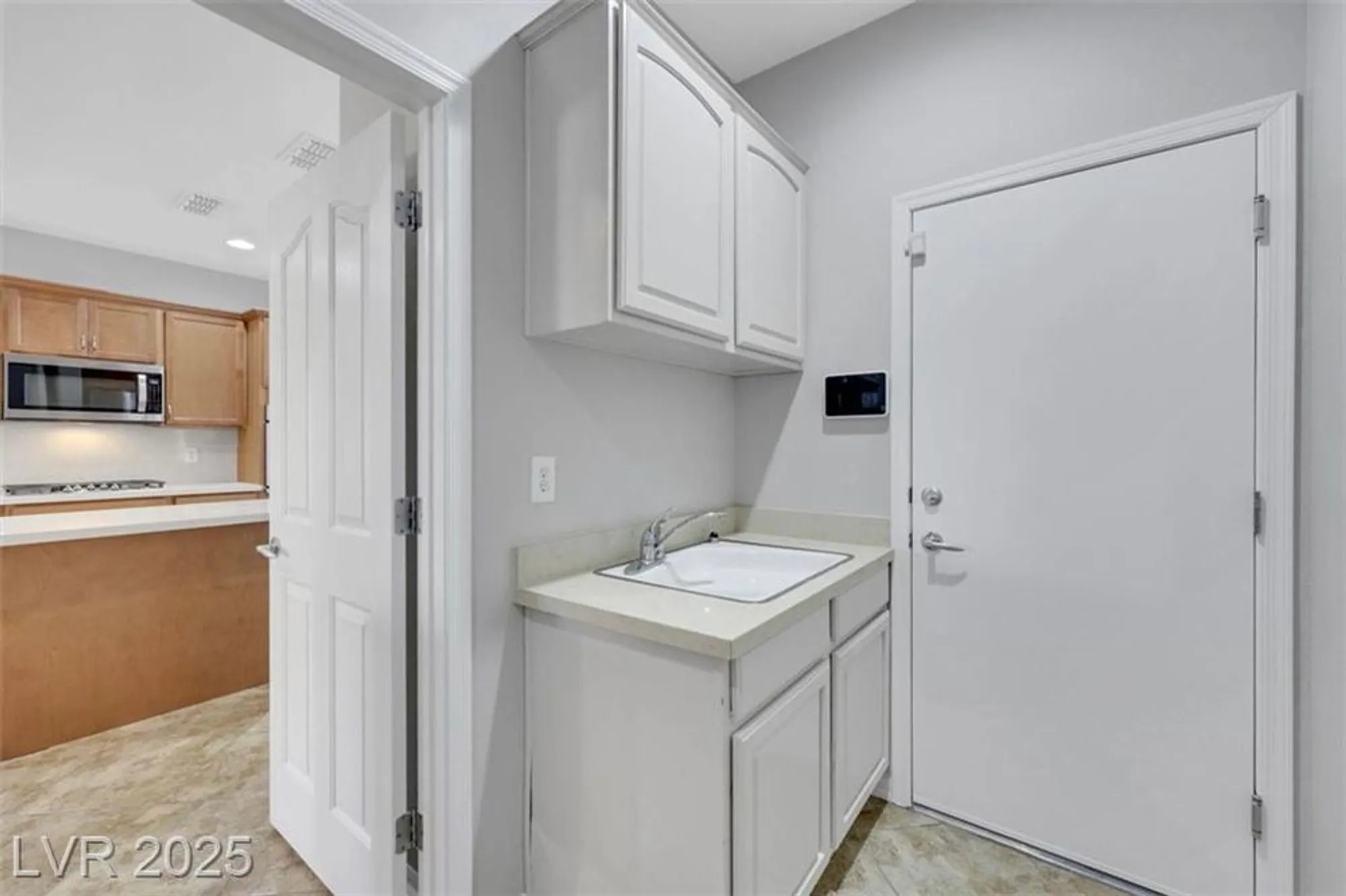 Property Slideshow image 25 of 34 | 2159 bensley st, Henderson, NV, 89044